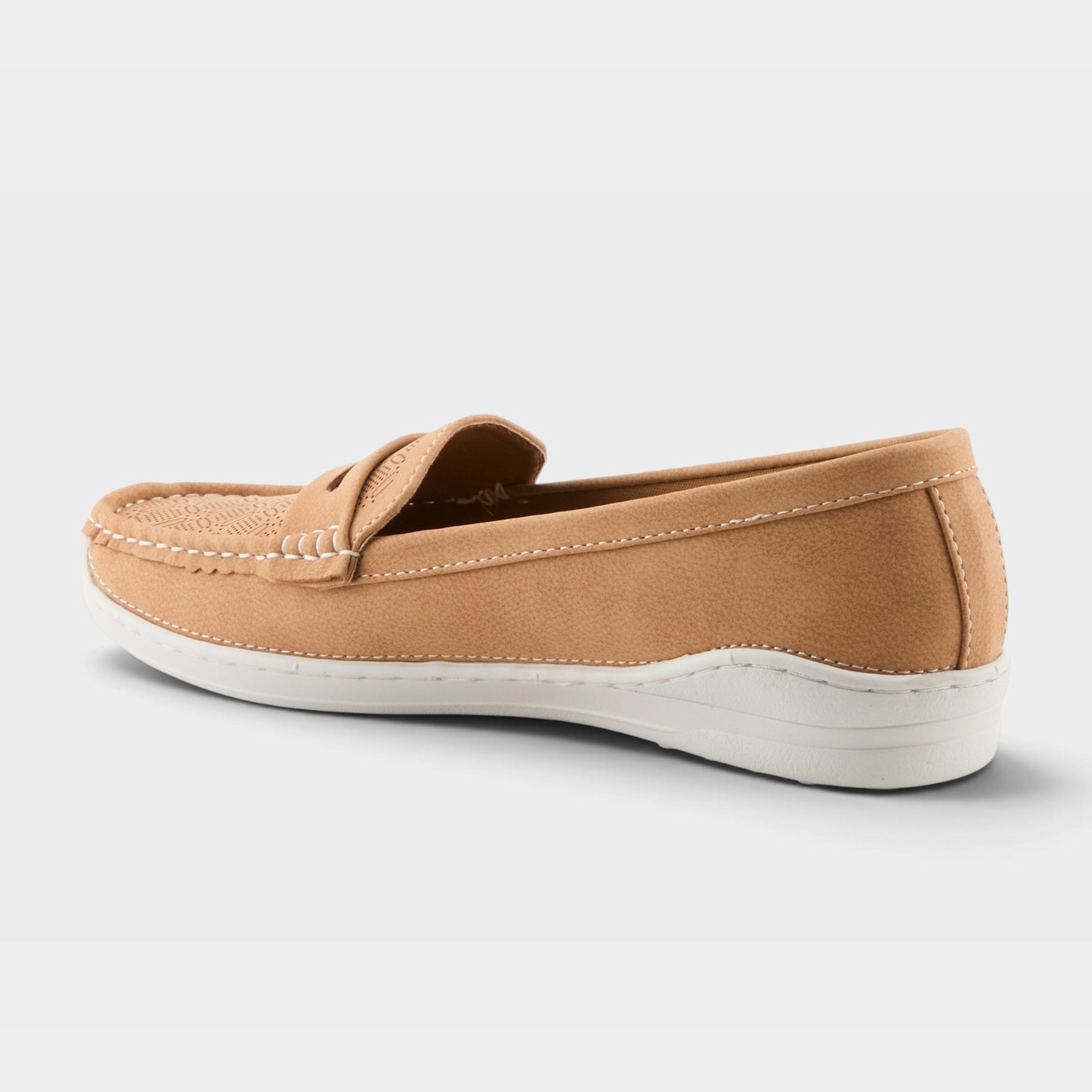 Patrizia Akili Tan Shoe