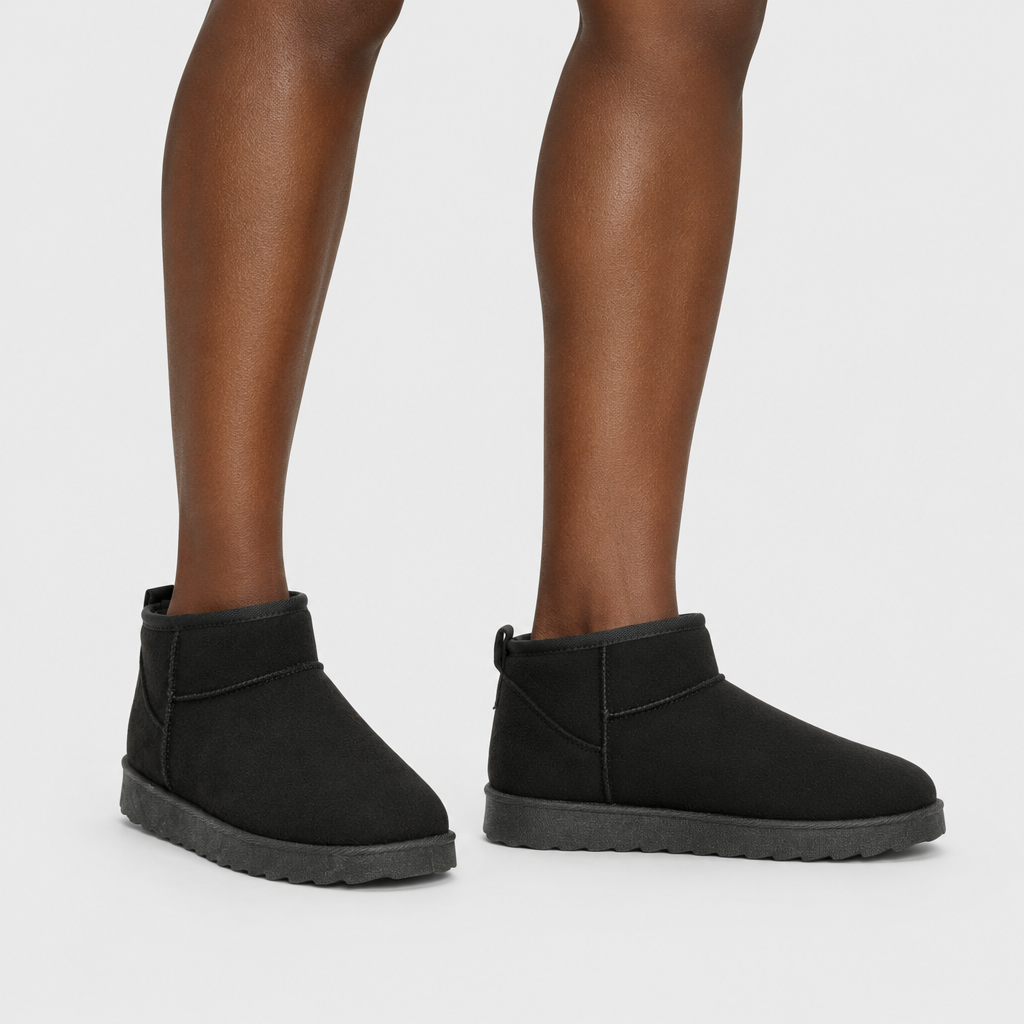 Flexus Albiera Black Shoe - on-foot view