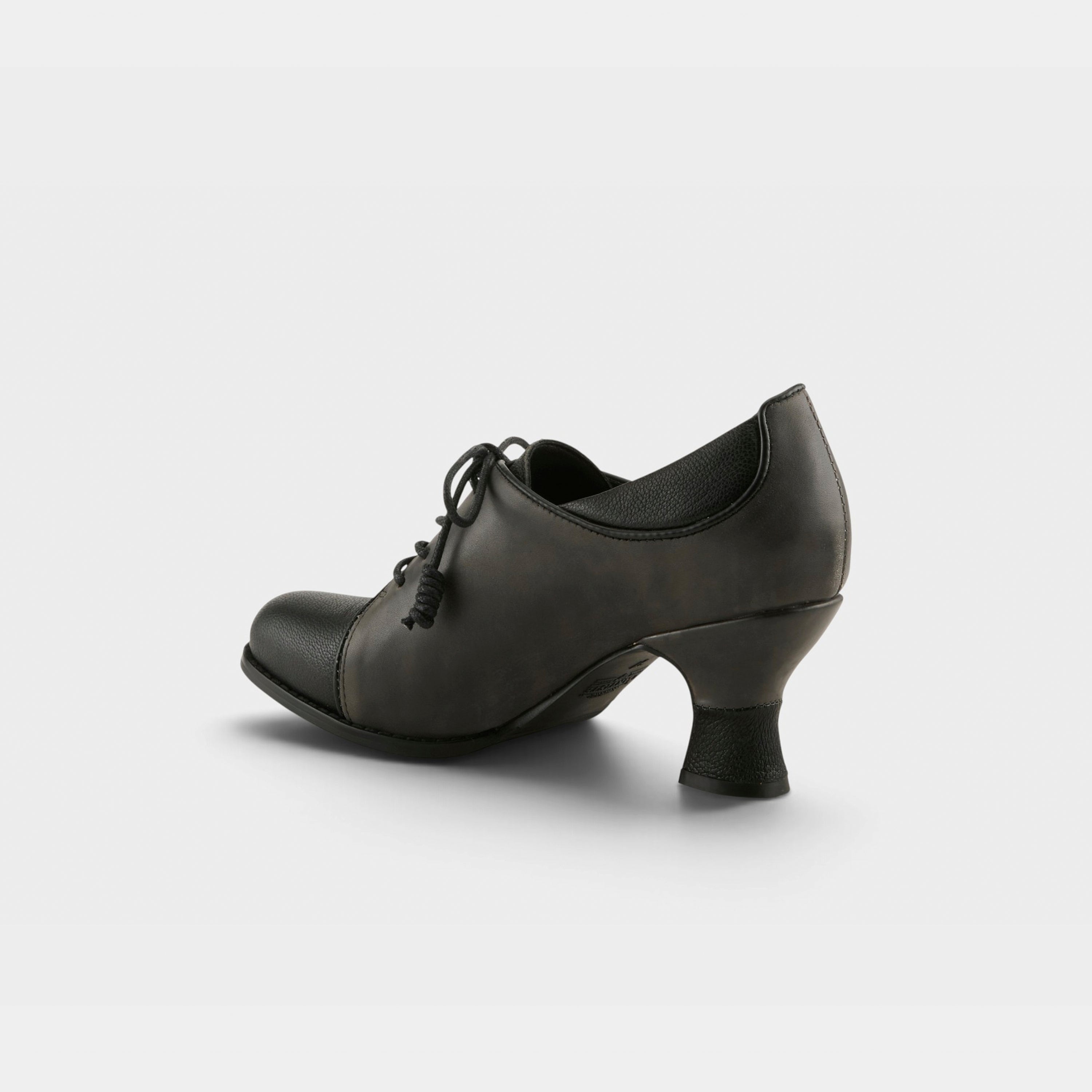 L'Artiste Alsehi shoes in Black Multi, alternate angle view
