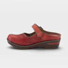 L'Artiste Aneria clogs in Red, side view