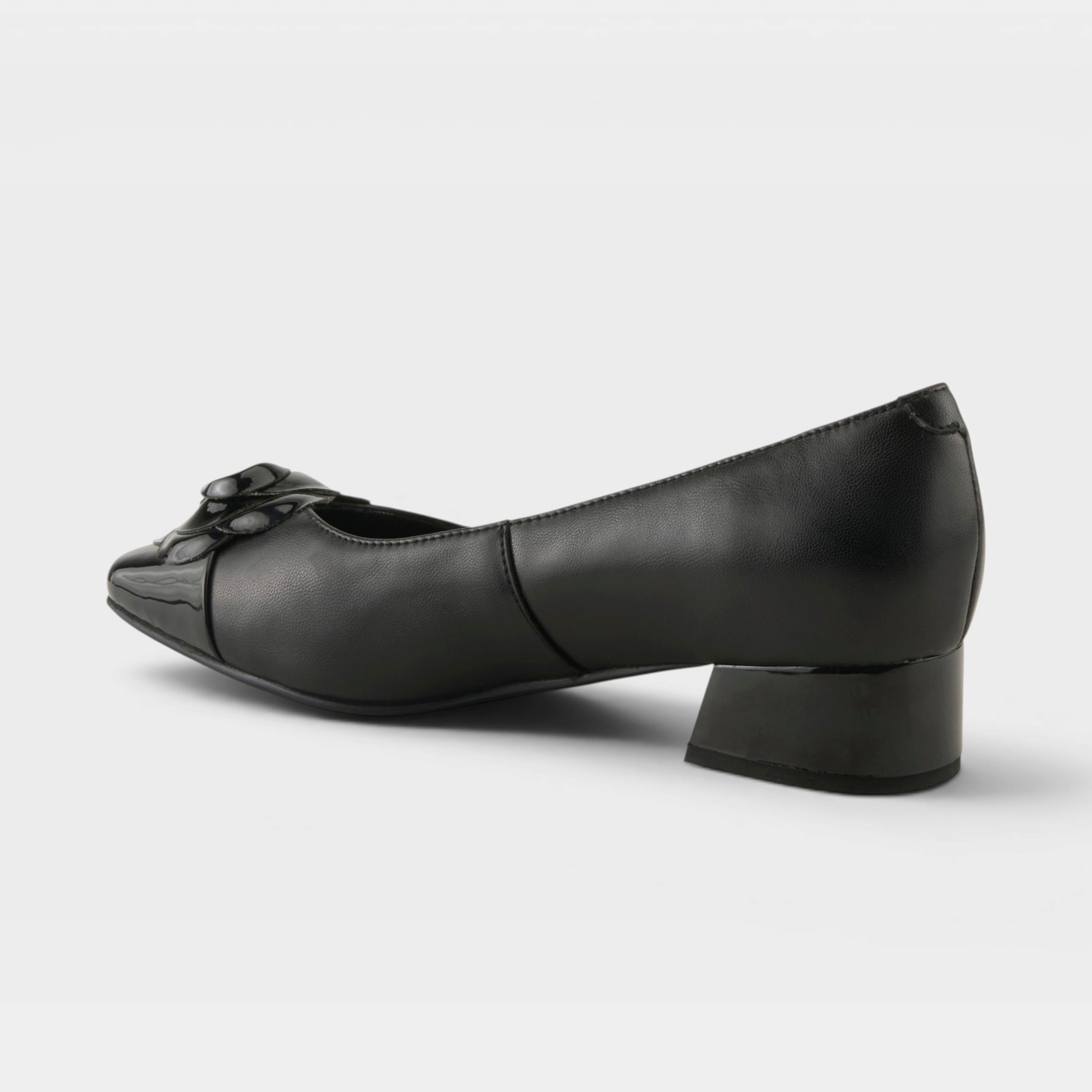 Azura Angelinite Black Shoe