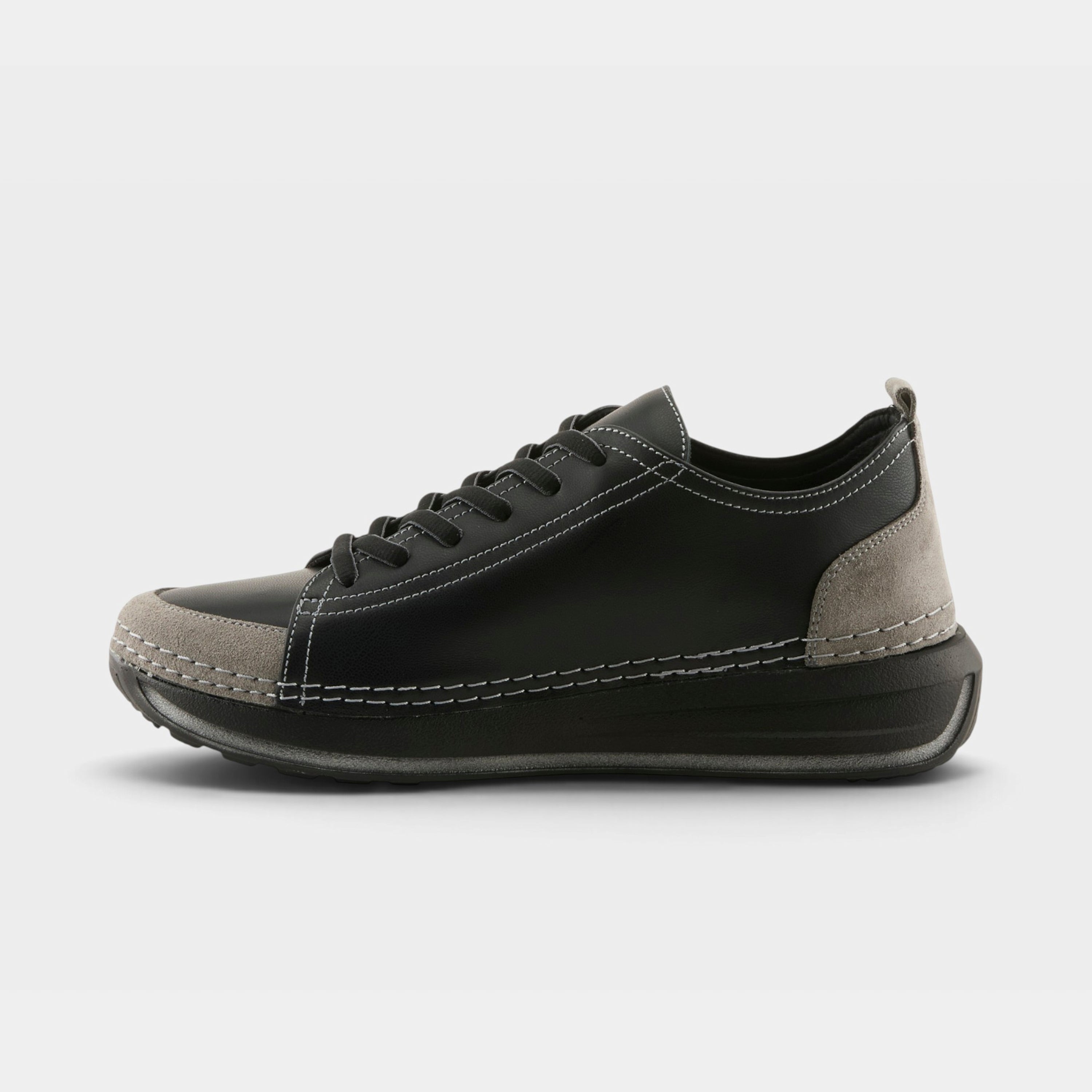 Spring Step Angolan Black Sneaker