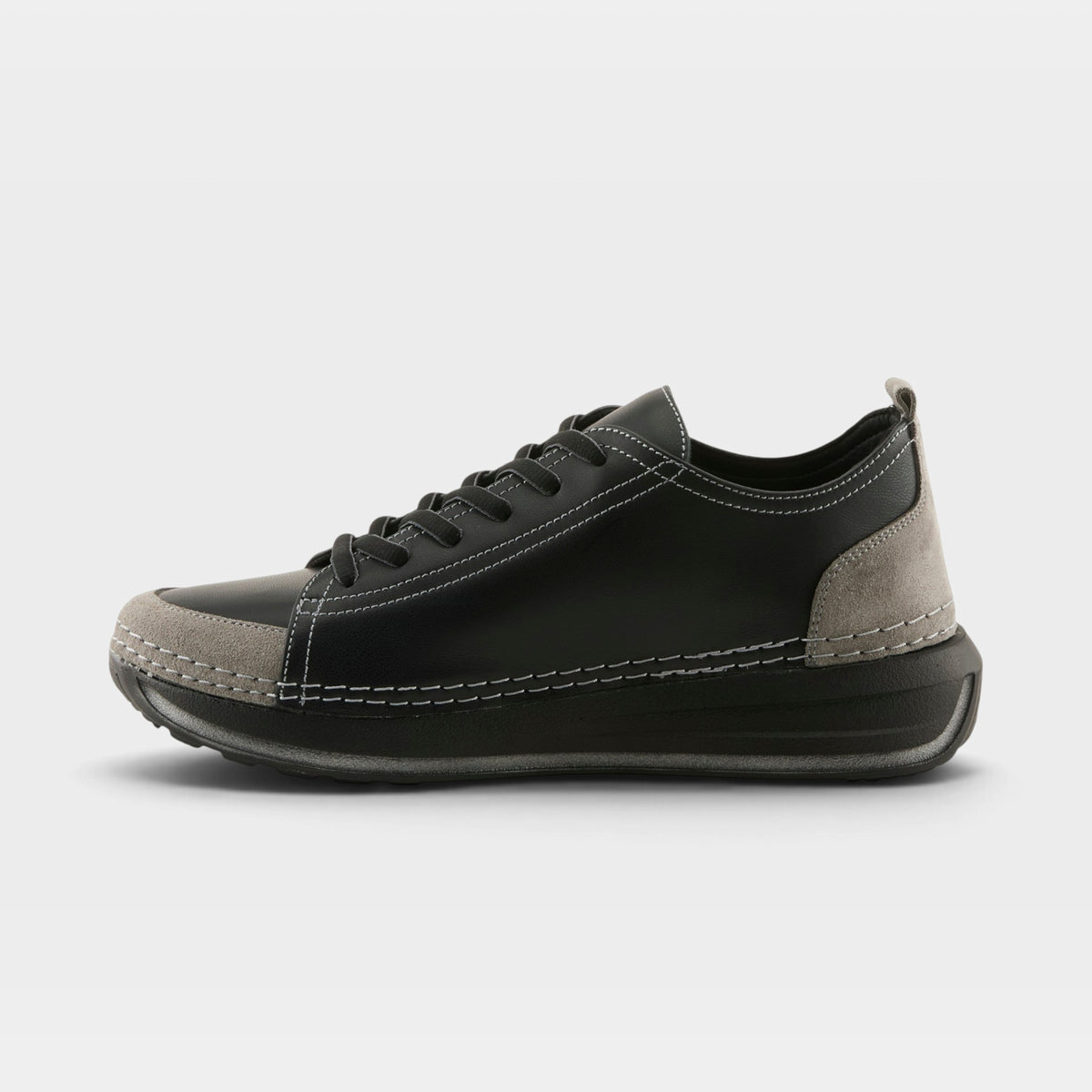 Spring Step Angolan Black Sneaker