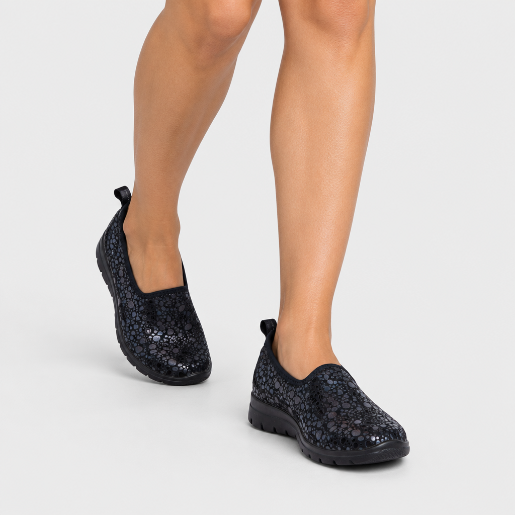 Flexus Anisia-Croco Black Shoe - on-foot view