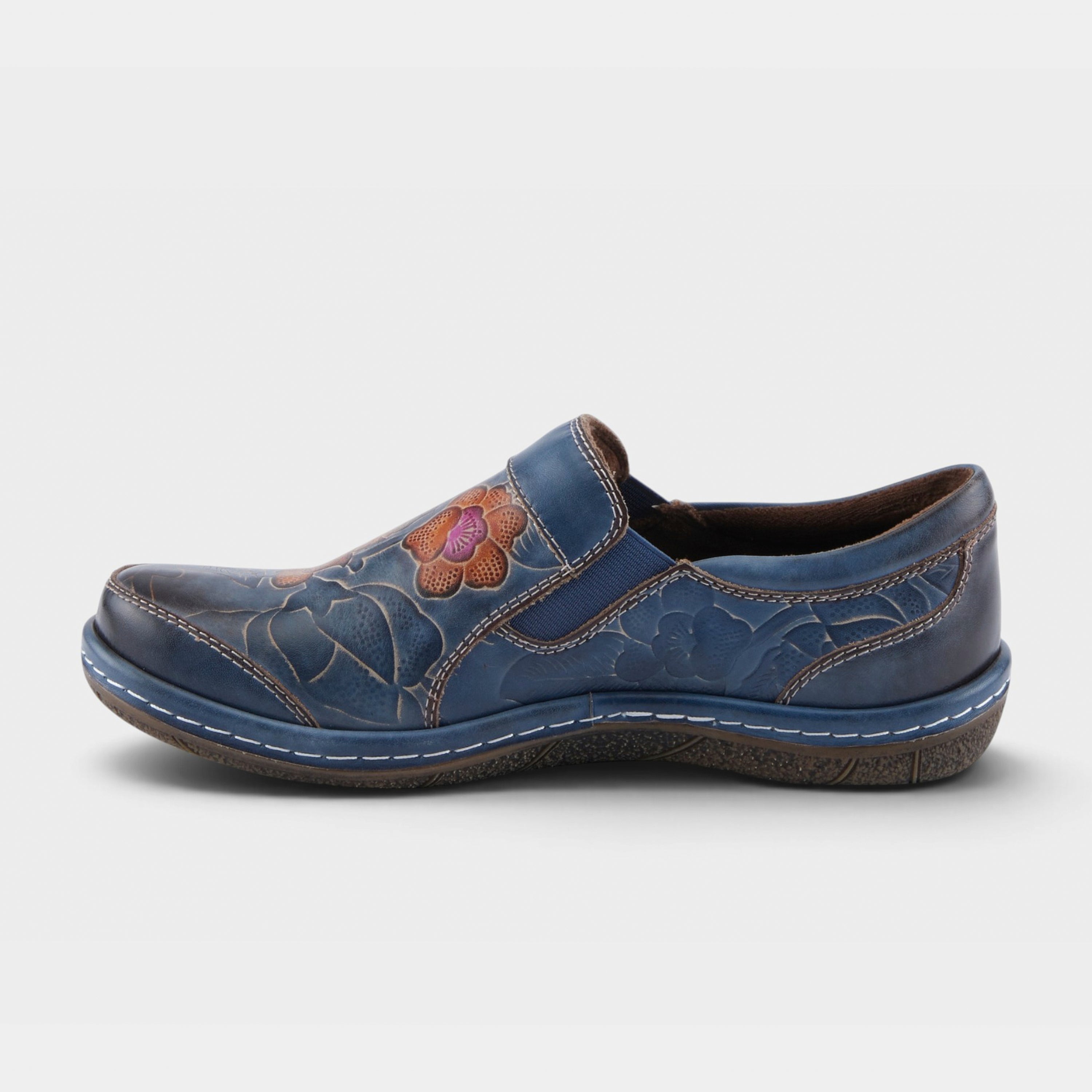 L'Artiste Annawan shoes in Blue Multi, side view