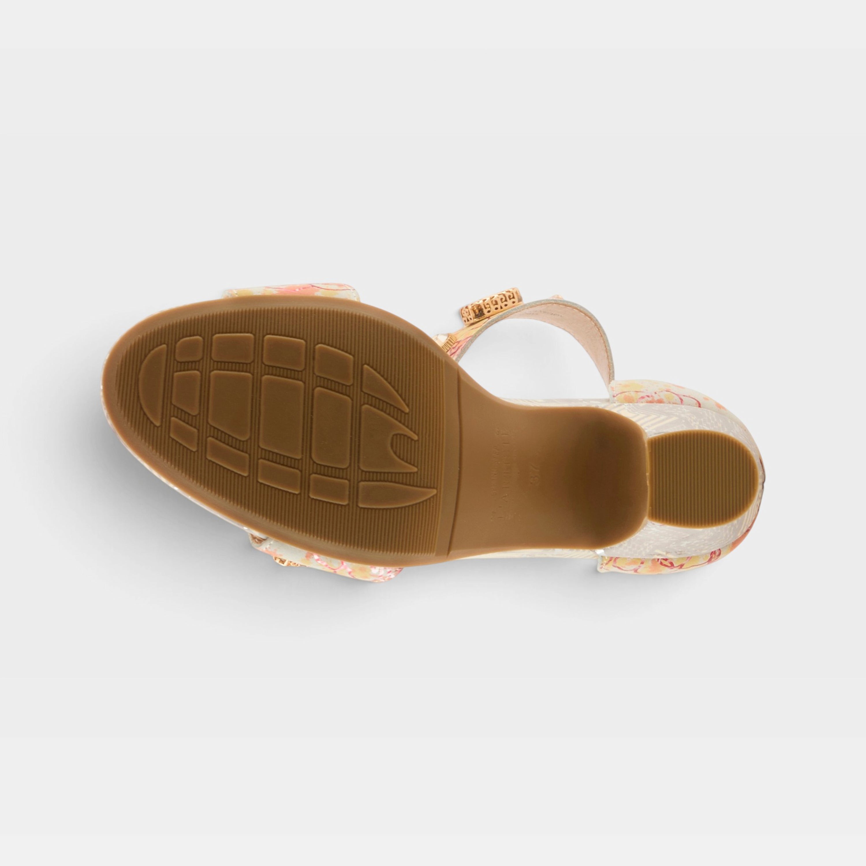 L'Artiste Aquavelva sandals in Peach Multi, outsole view