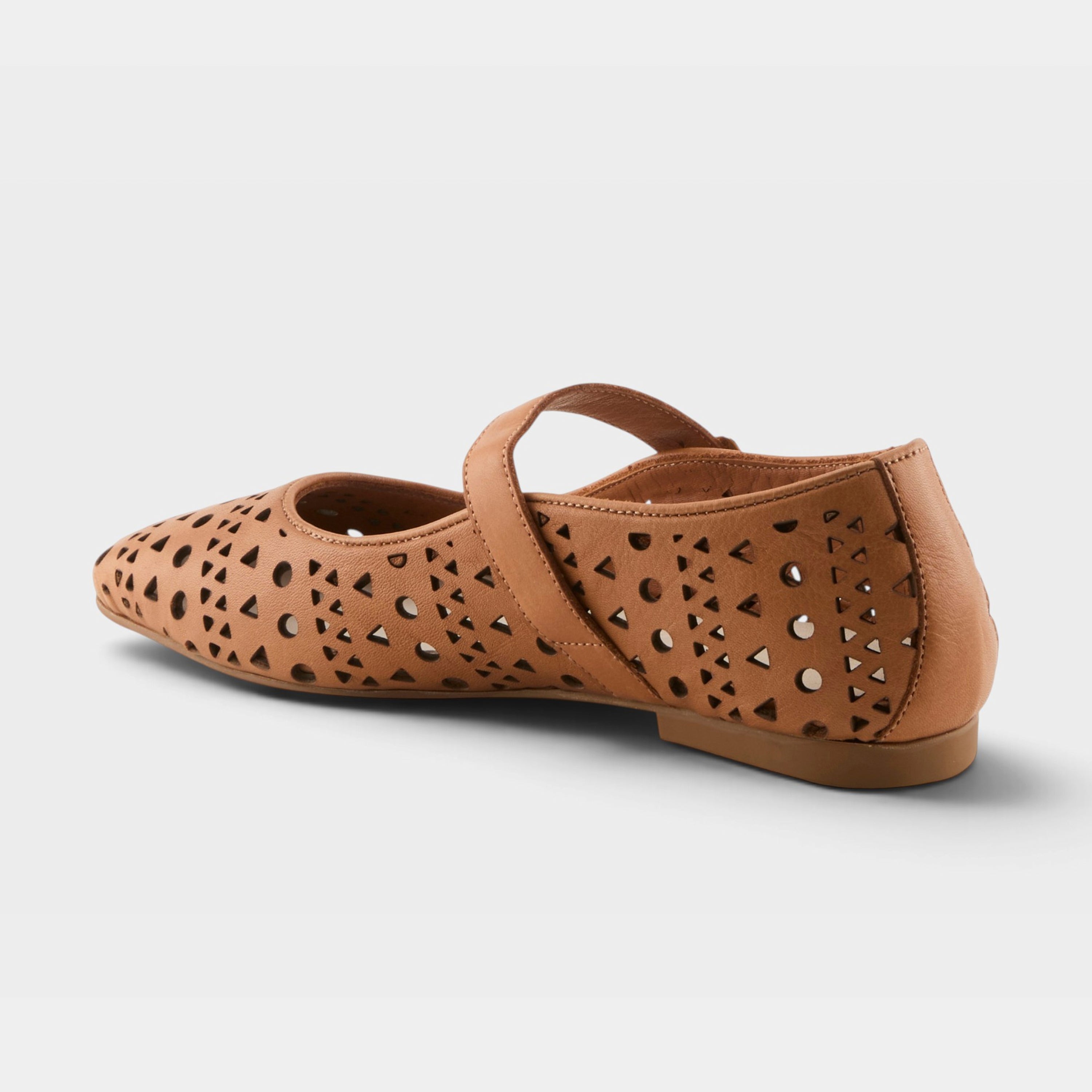 Spring Step Arbella Camel Shoe