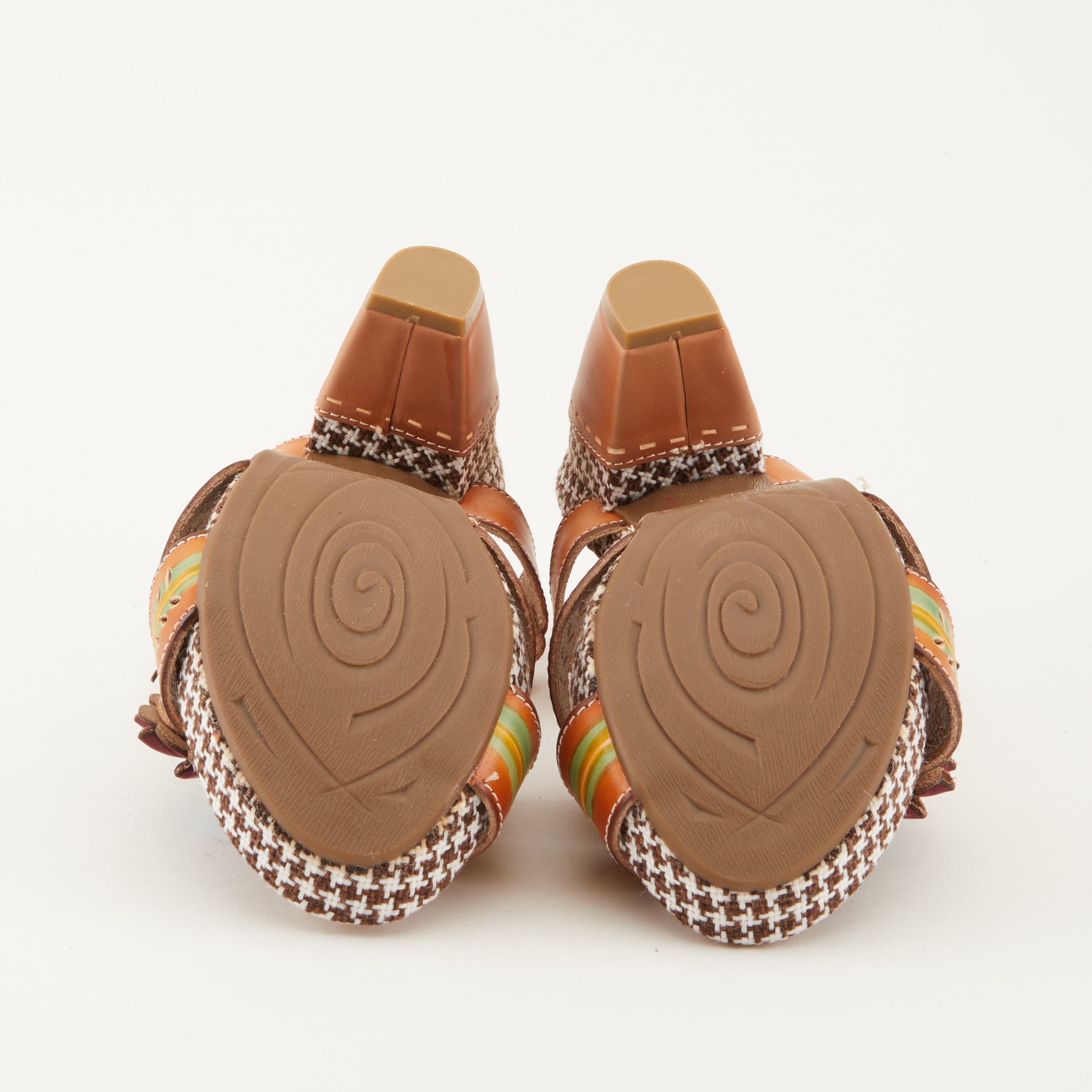L'artiste Astarr Sandals: Chunky Heel – Spring Step Shoes