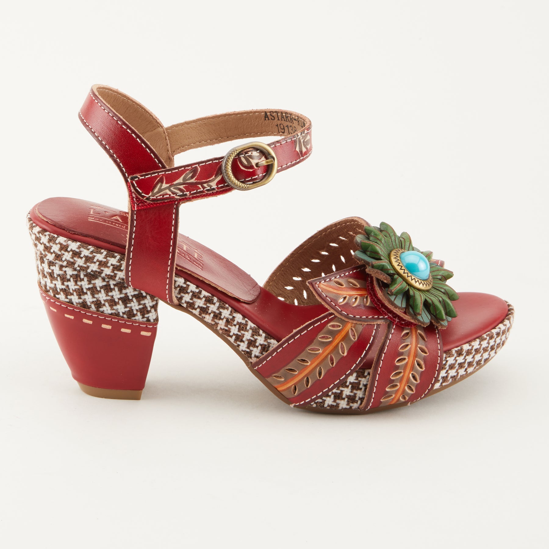 L'artiste Astarr Sandals: Chunky Heel – Spring Step Shoes