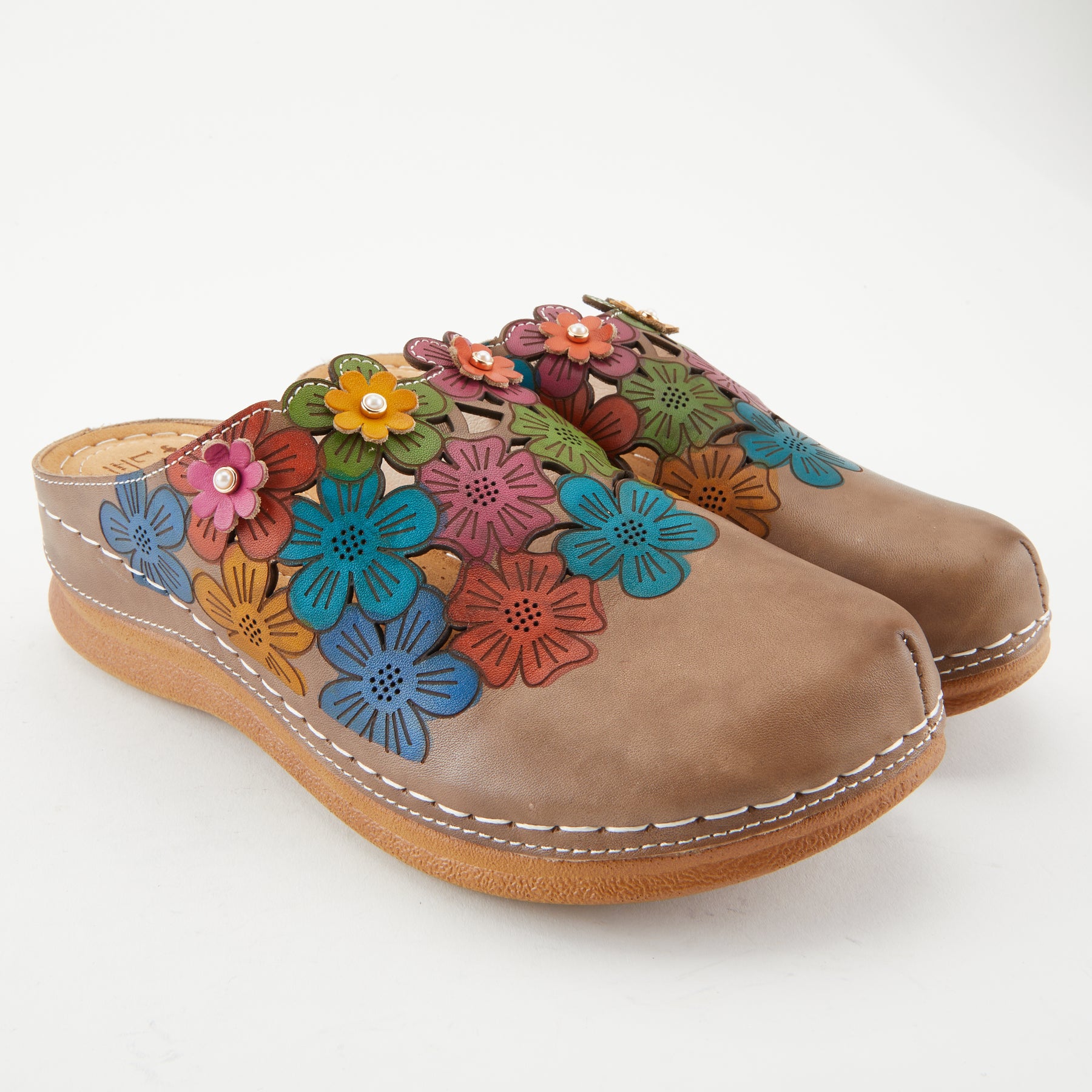 L'artiste Augi Clogs: Best Hand Painted Clogs – Spring Step Shoes