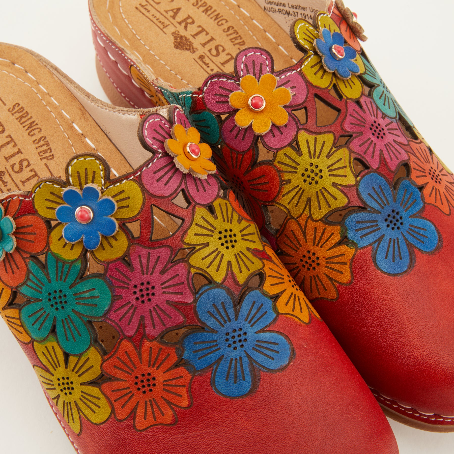 L'artiste Augi Clogs: Best Hand Painted Clogs – Spring Step Shoes