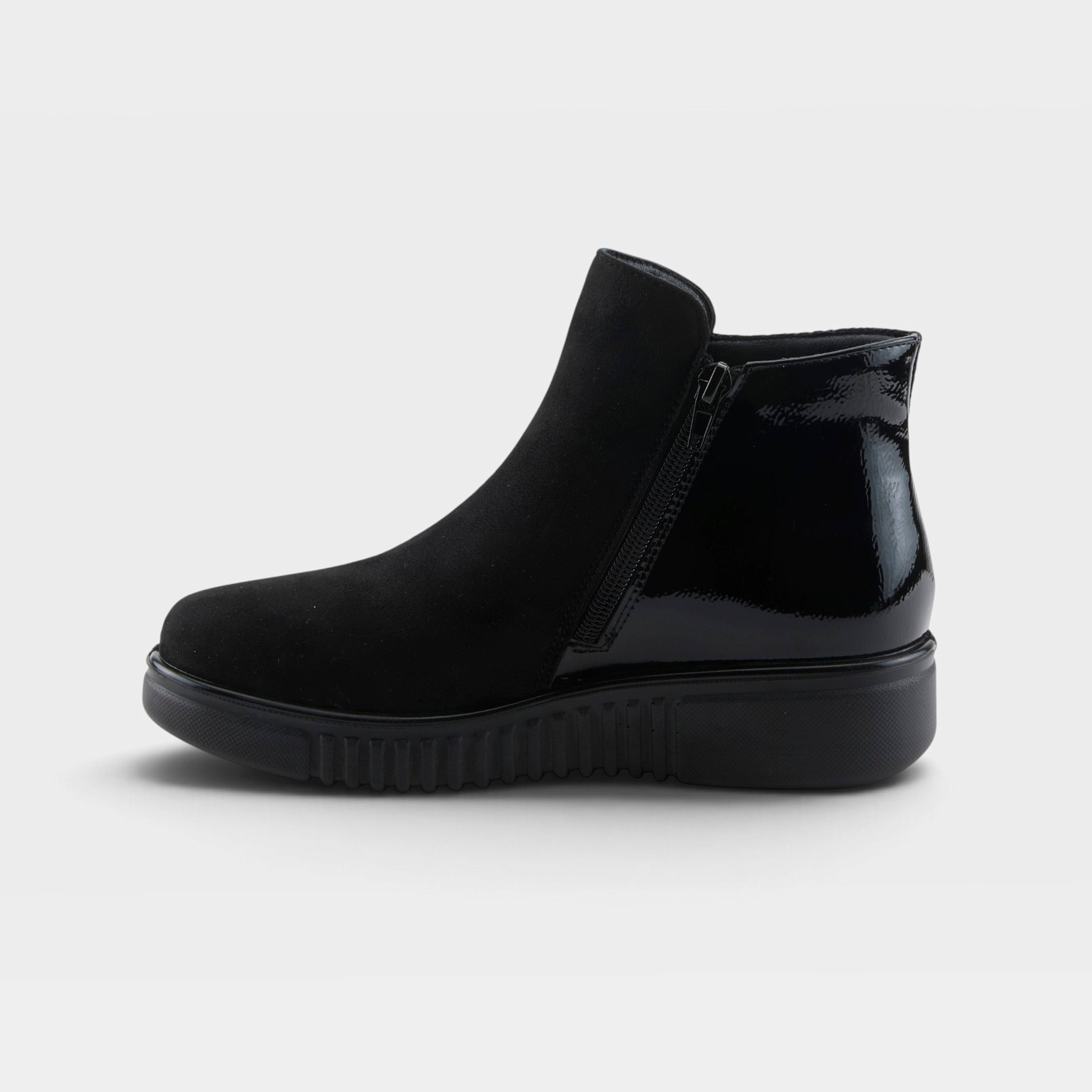 Flexus Baglama Black Faux Suede Boot