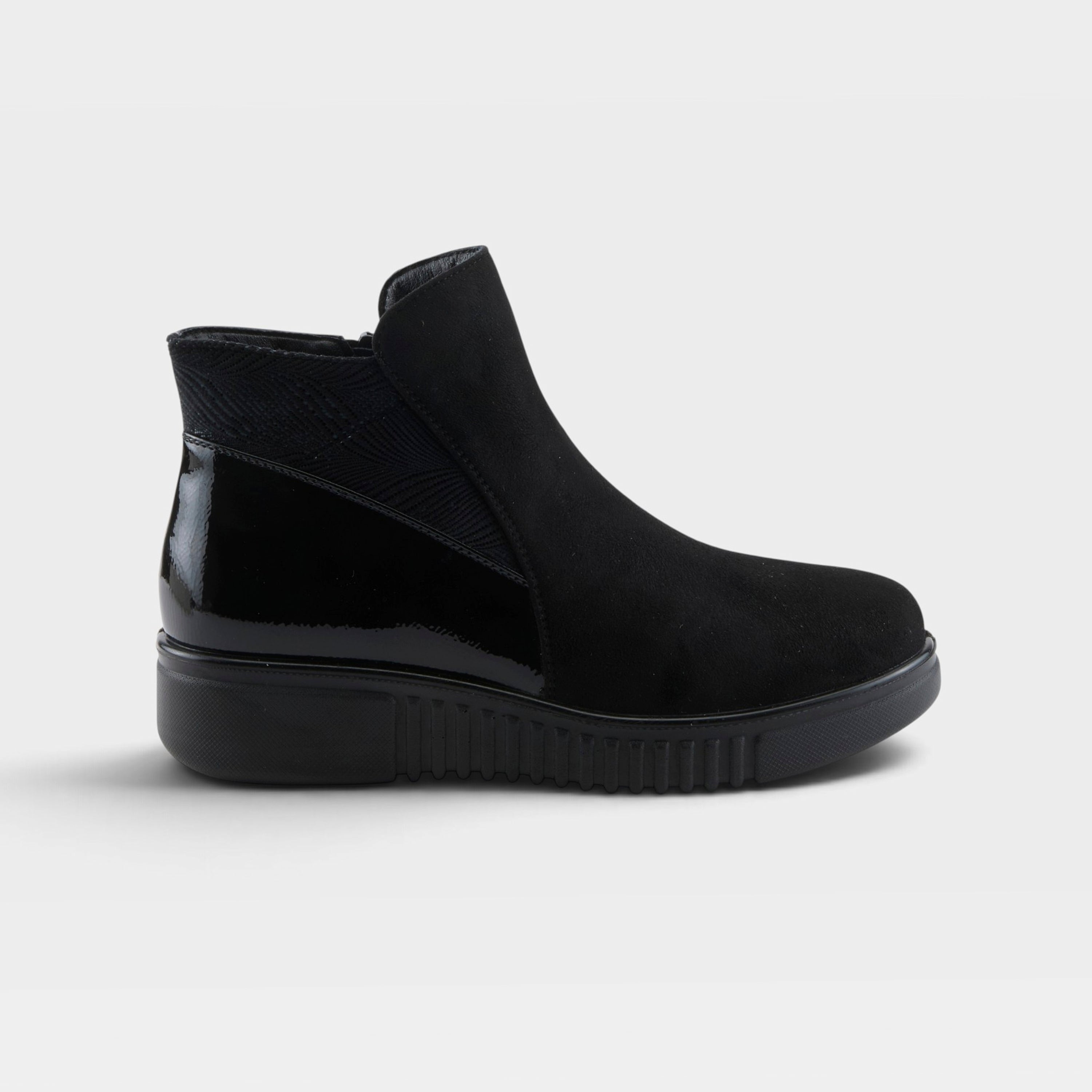 Flexus Baglama Black Faux Suede Boot