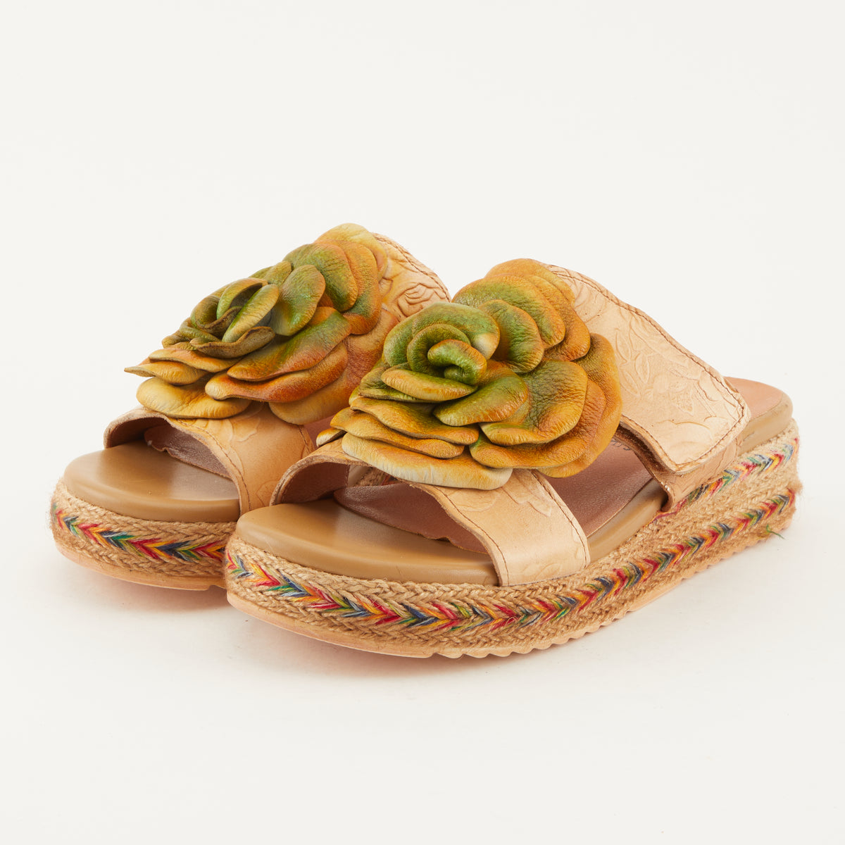 L'Artiste L'ARTISTE BALHARBOR SANDALS sandal in orange with handcrafted leather design