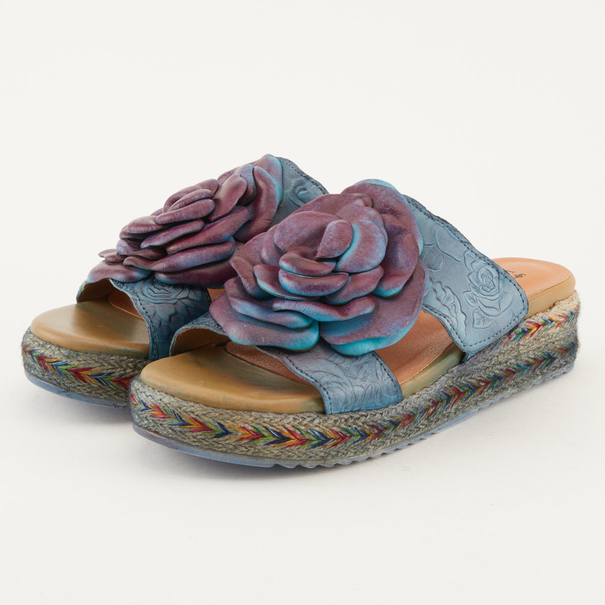 L'Artiste L'ARTISTE BALHARBOR SANDALS sandal in blue with handcrafted leather design