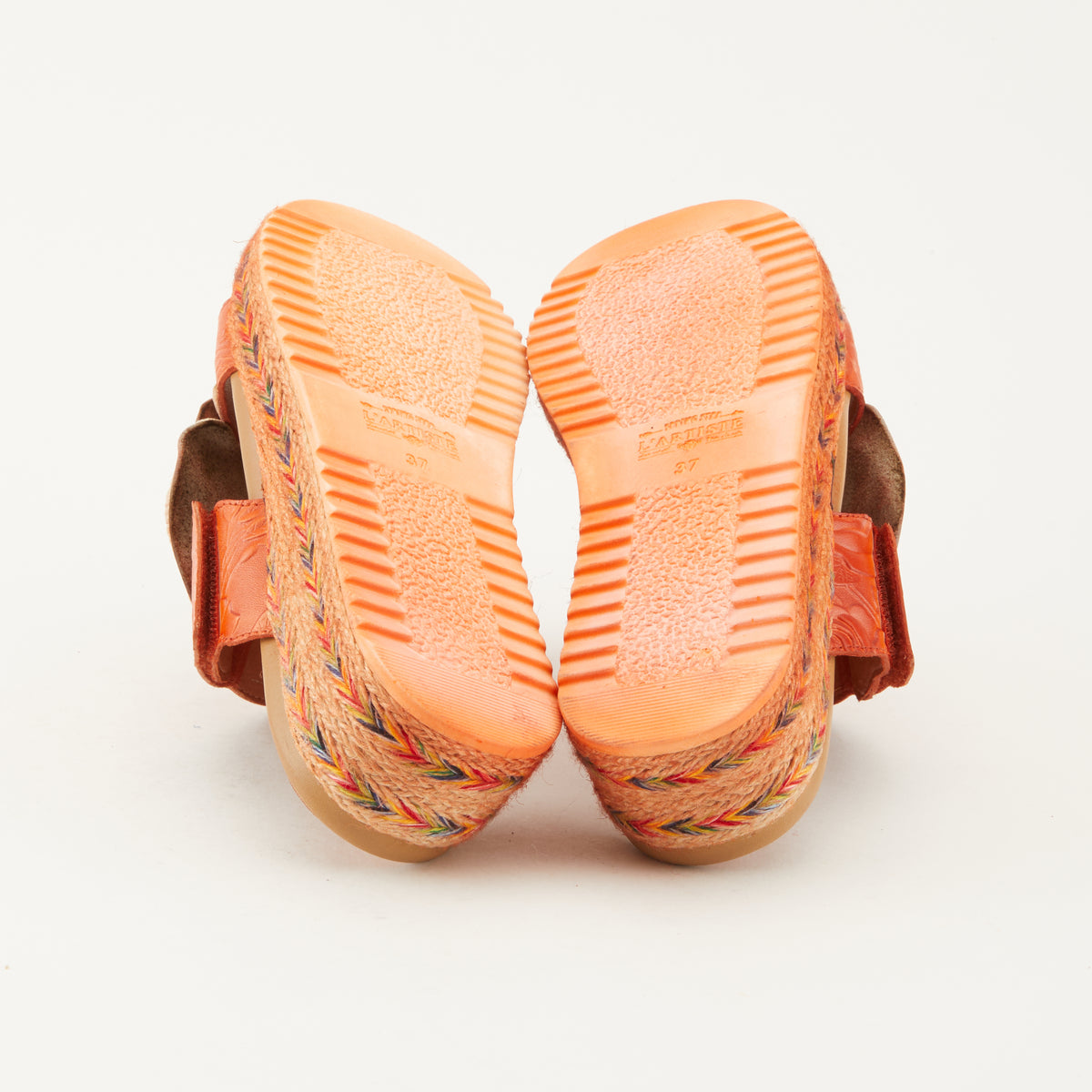 L'Artiste L'ARTISTE BALHARBOR SANDALS sandal in orange with handcrafted leather design
