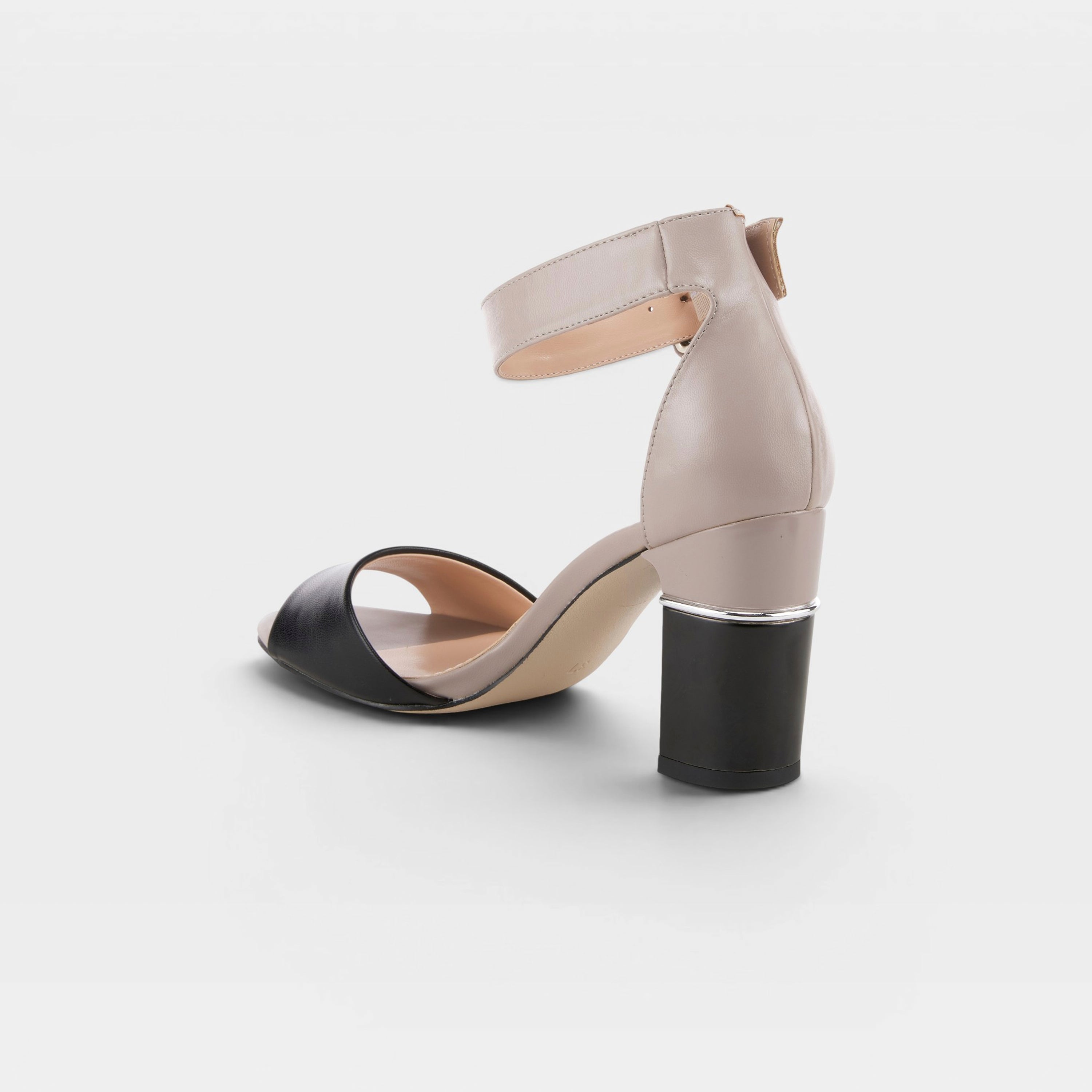 Azura Barbra Black Multi Sandal