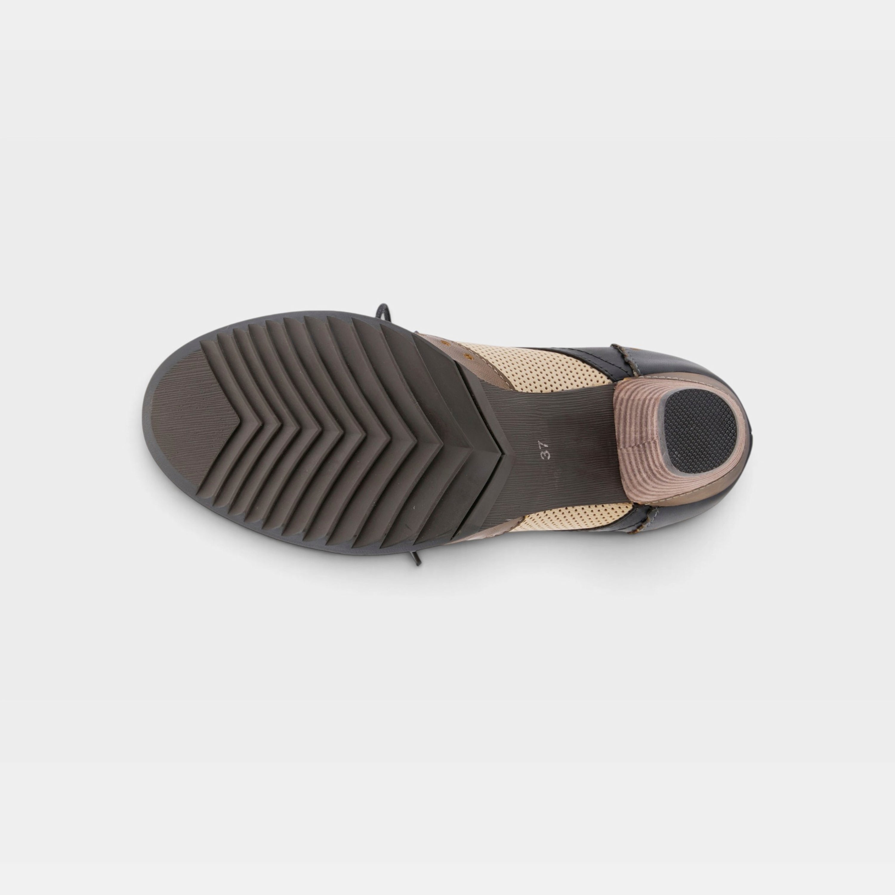 L'Artiste Bardot pumps in Navy, outsole view