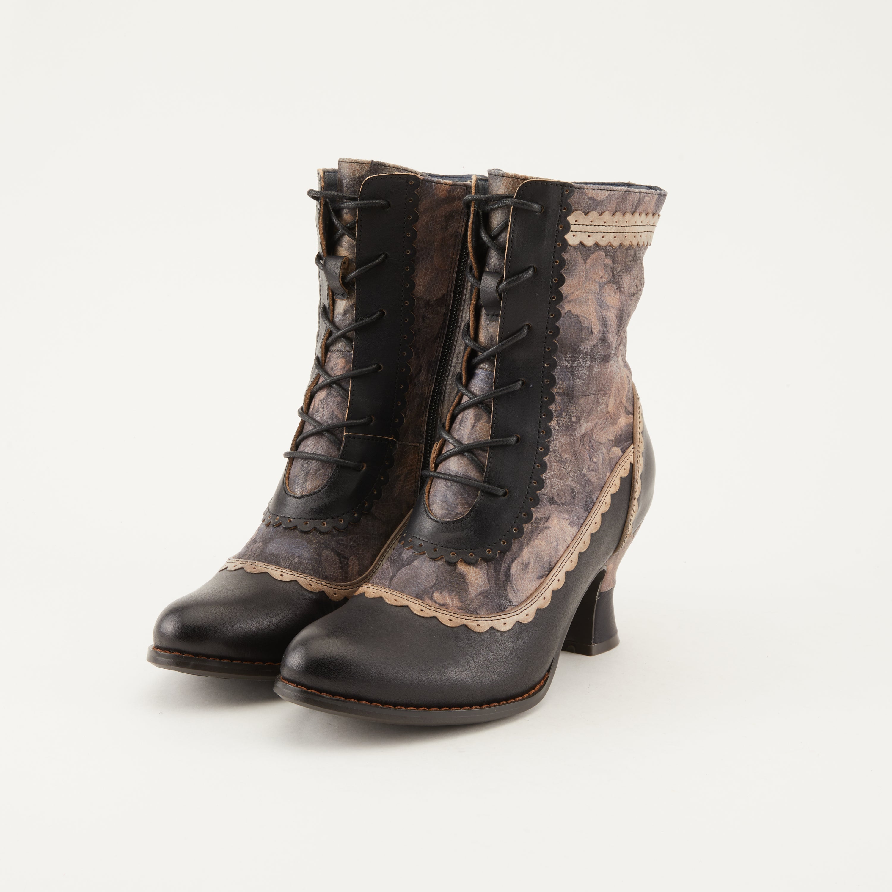 BEWITCH-FLORAL-BM-01_542867a9-