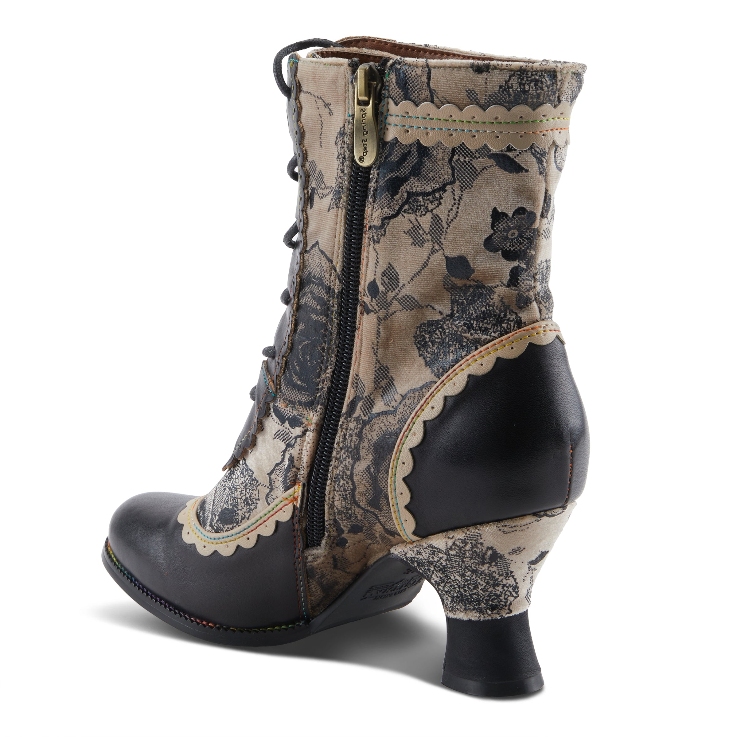 Platform Floral Lace-Up Boots Black & Trendy – Spring Step Shoes