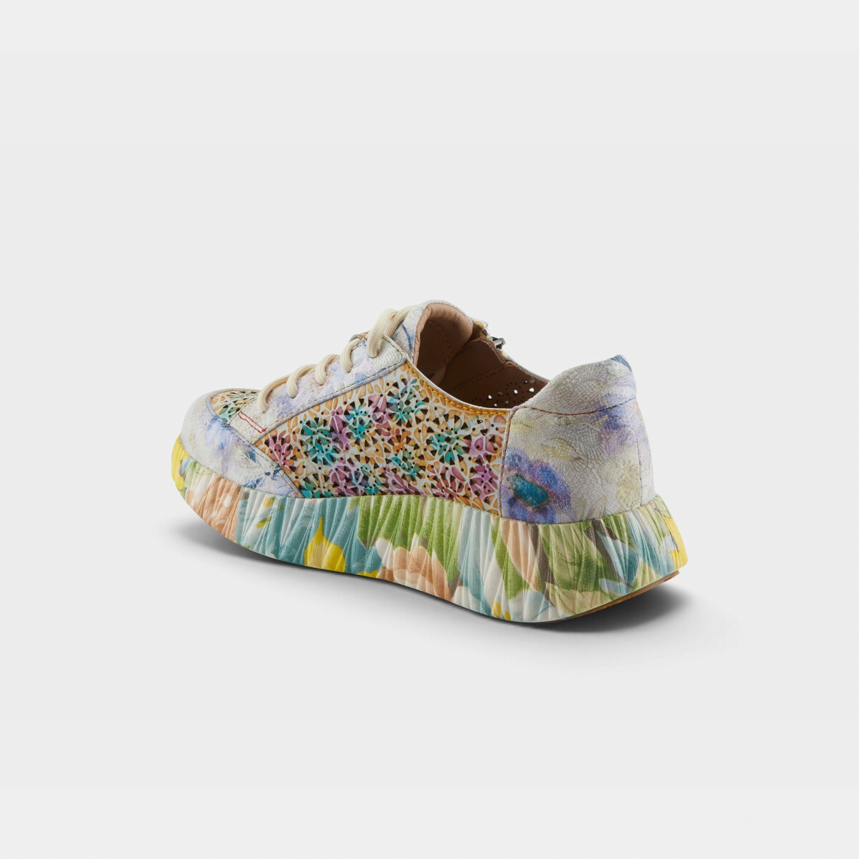 L'Artiste Bloomington sneakers in Beige Multi, alternate angle view