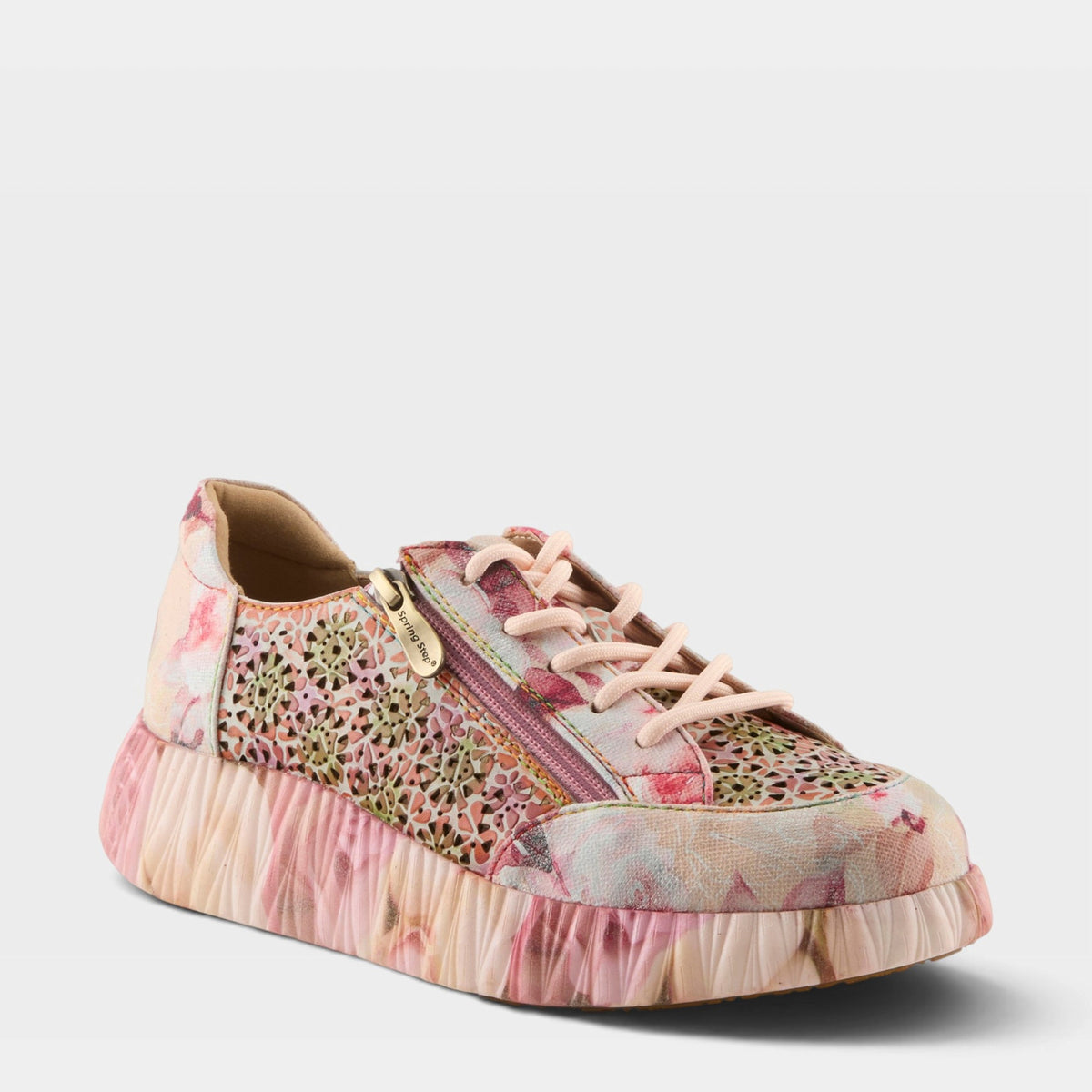 L'Artiste Bloomington sneakers in Blush Multi, front view