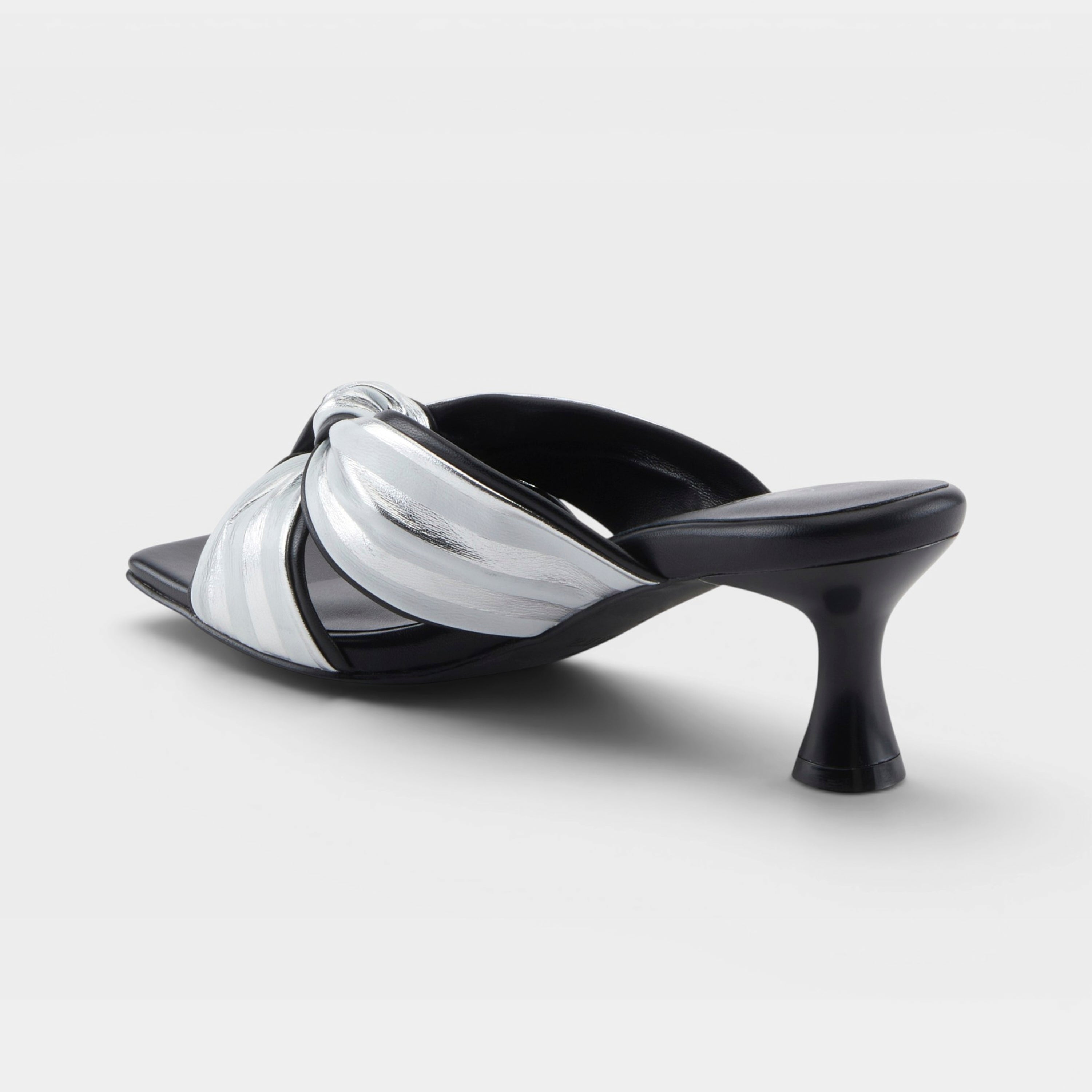 Azura Bowluxe Black Multi Sandal