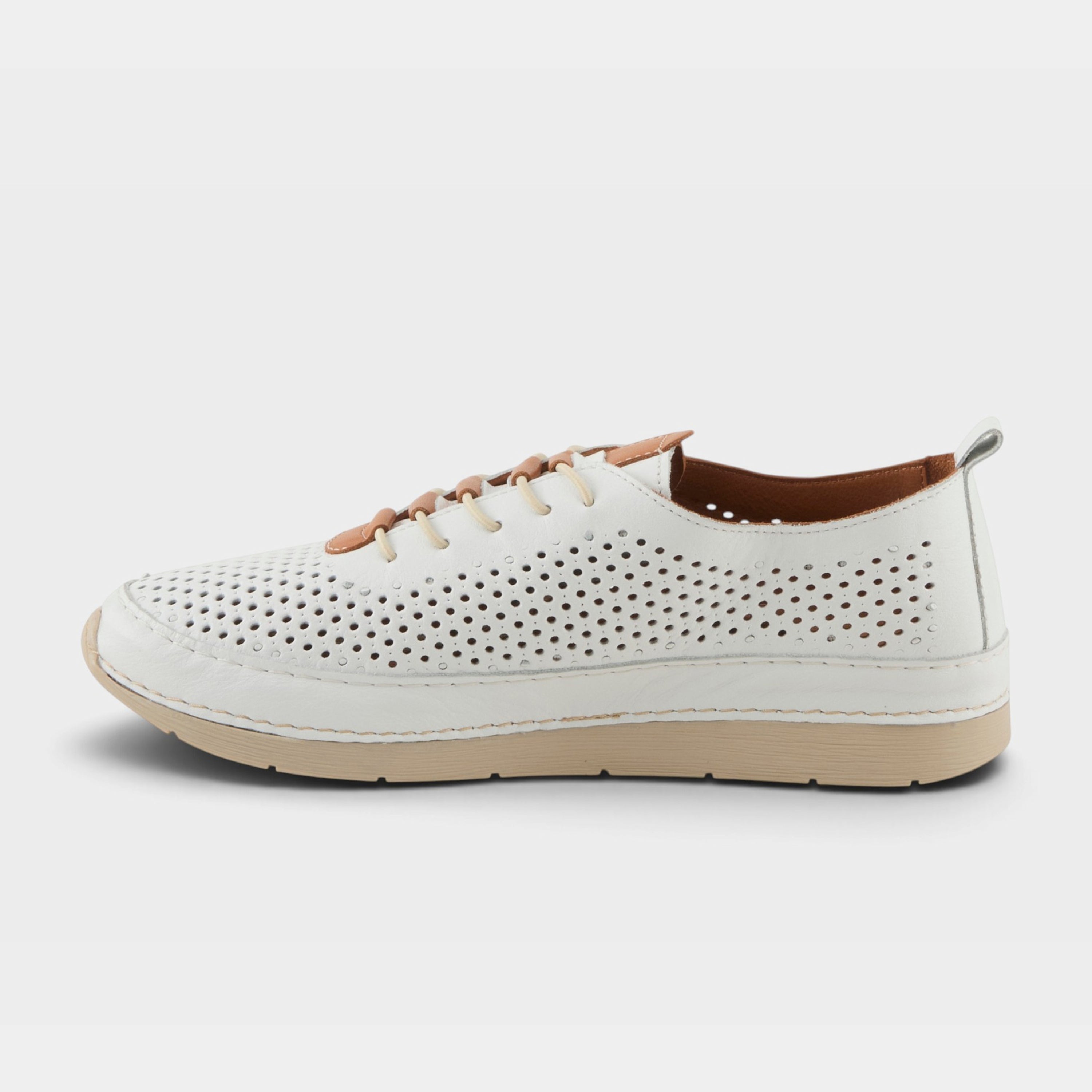 Spring Step Breen White Fashion Casual Sneaker