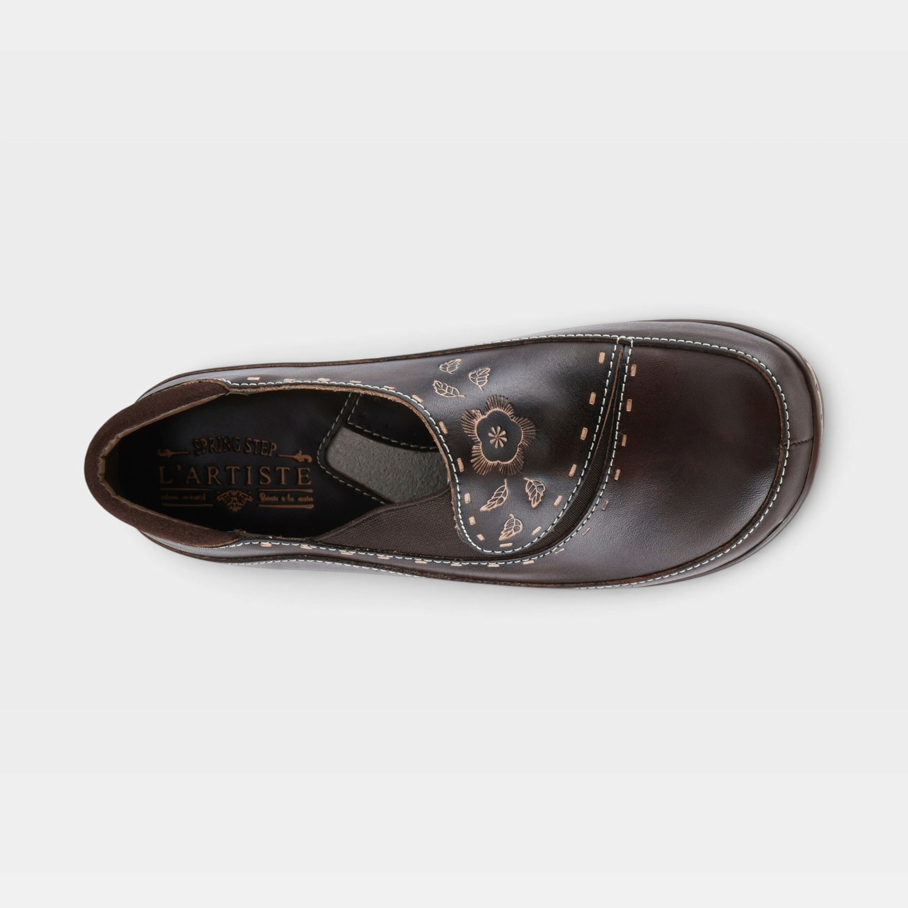 L'Artiste Burbank clogs in Brown, top view