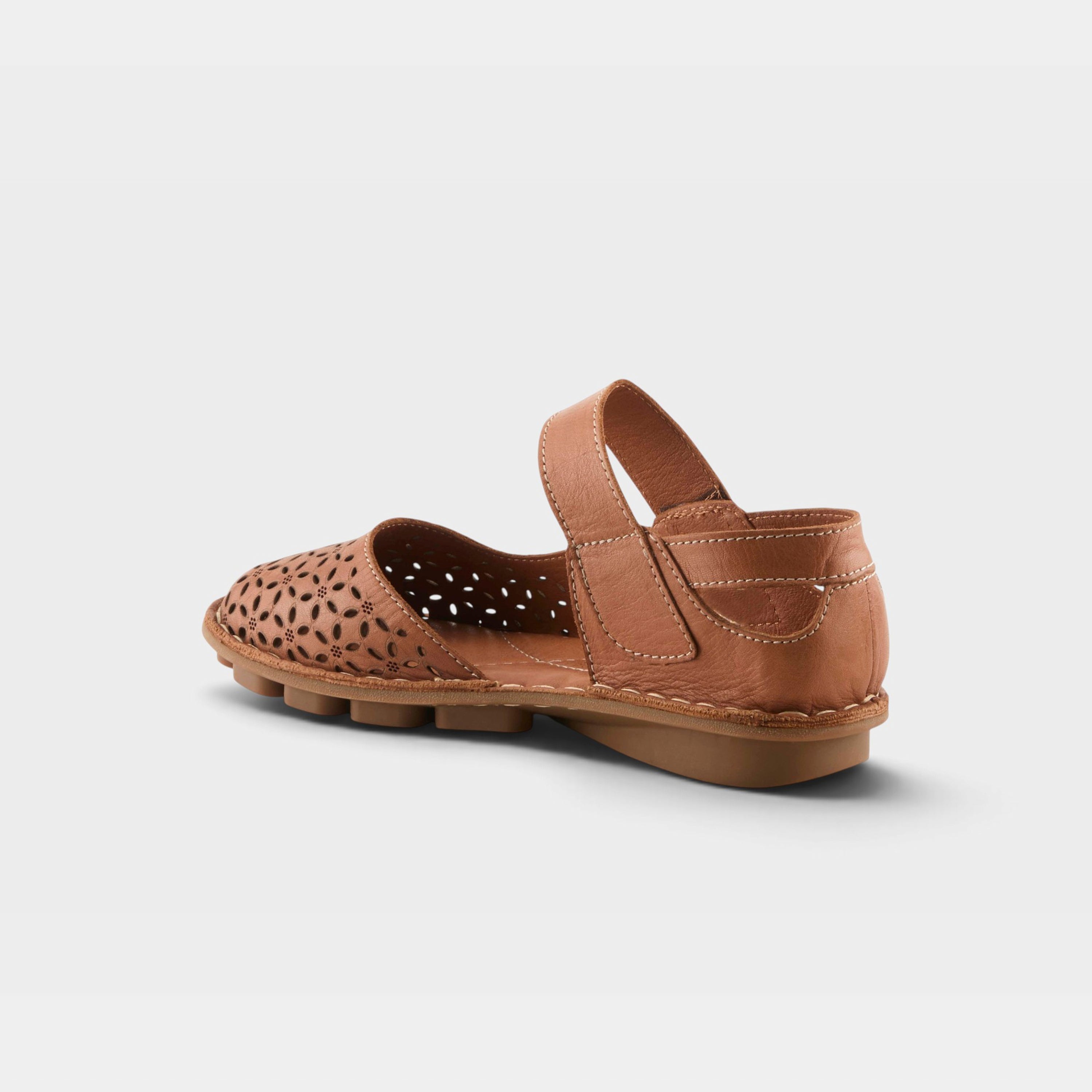 Spring Step Canoya Camel Sandal
