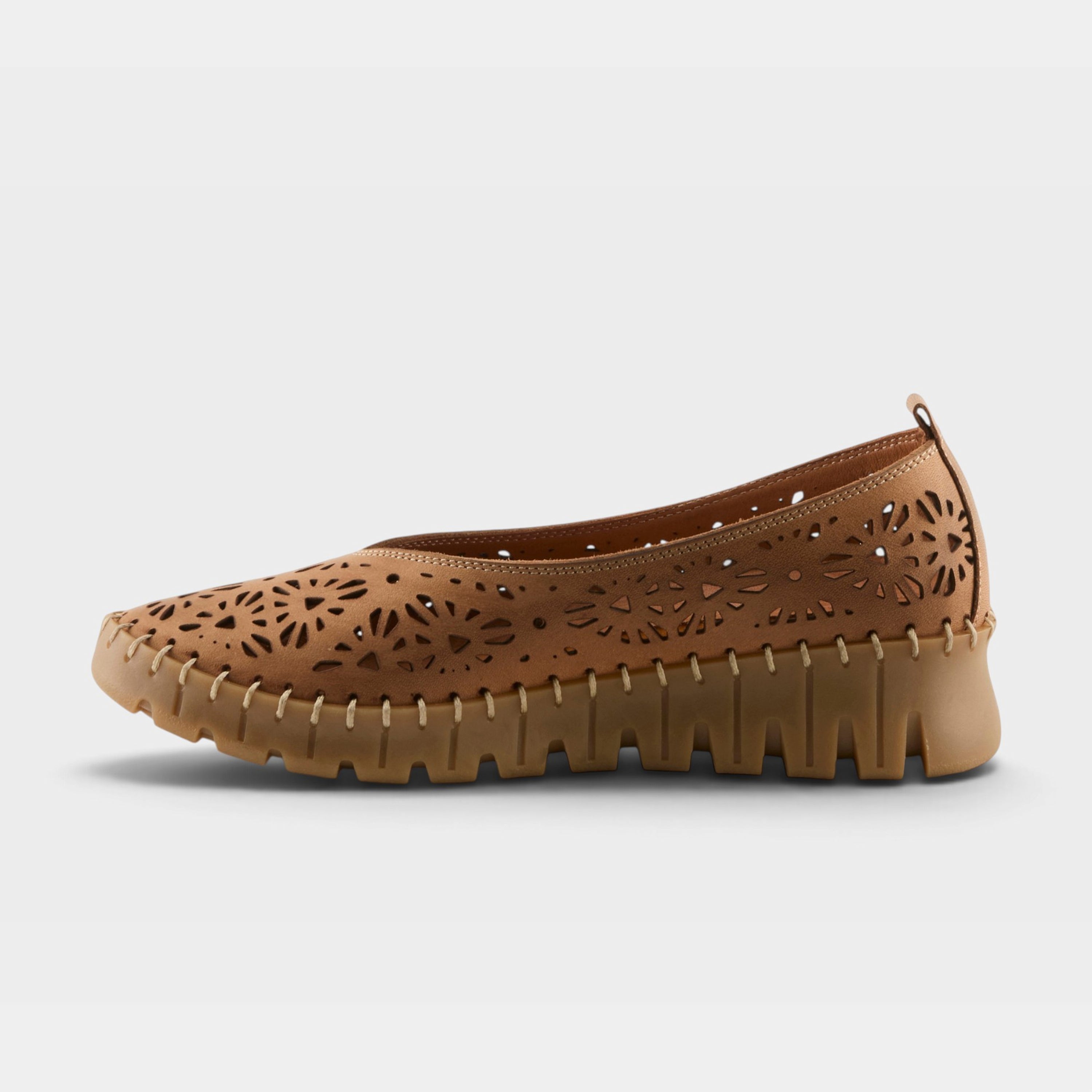 Spring Step Carosa Camel Shoe