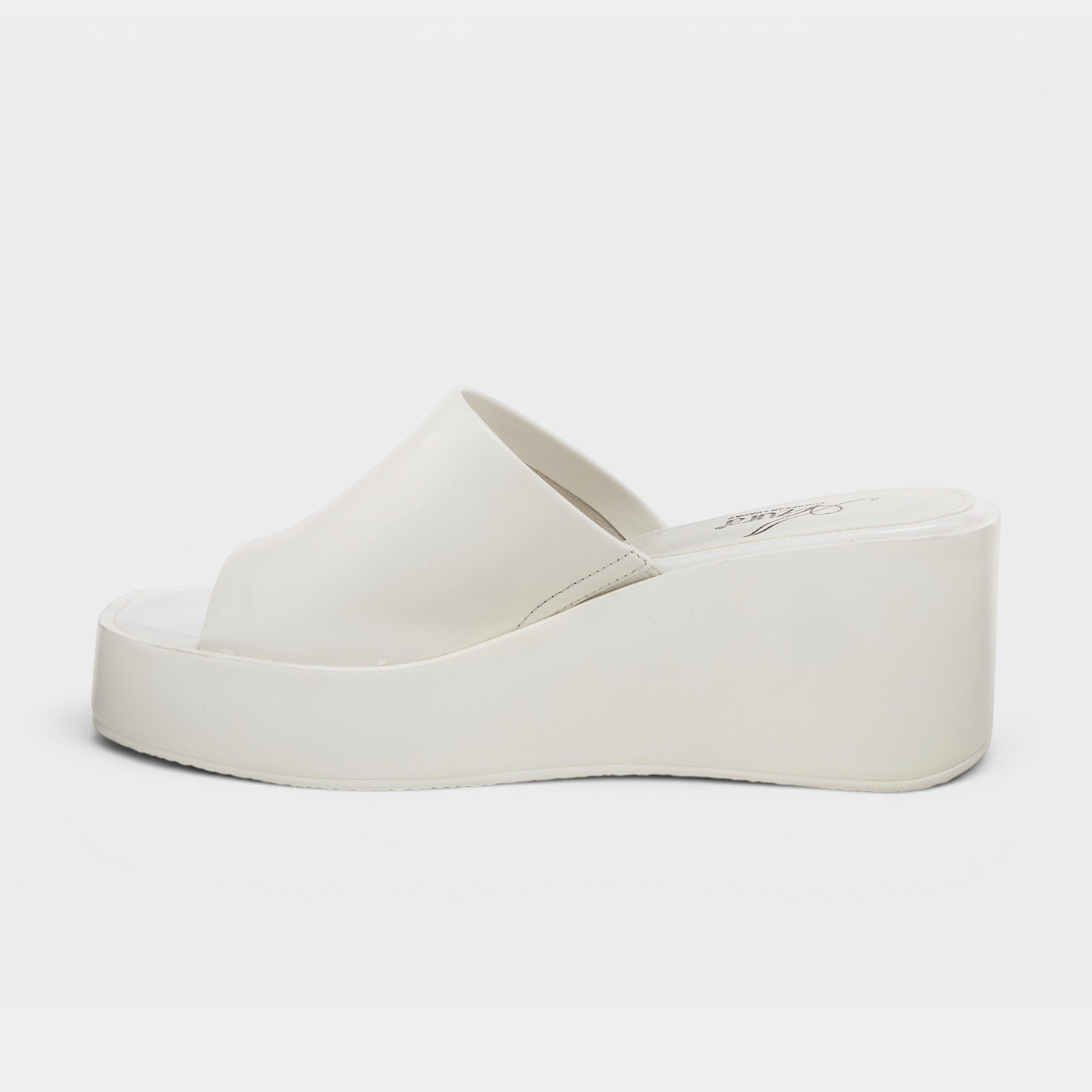 Azura Chanda White Sandal