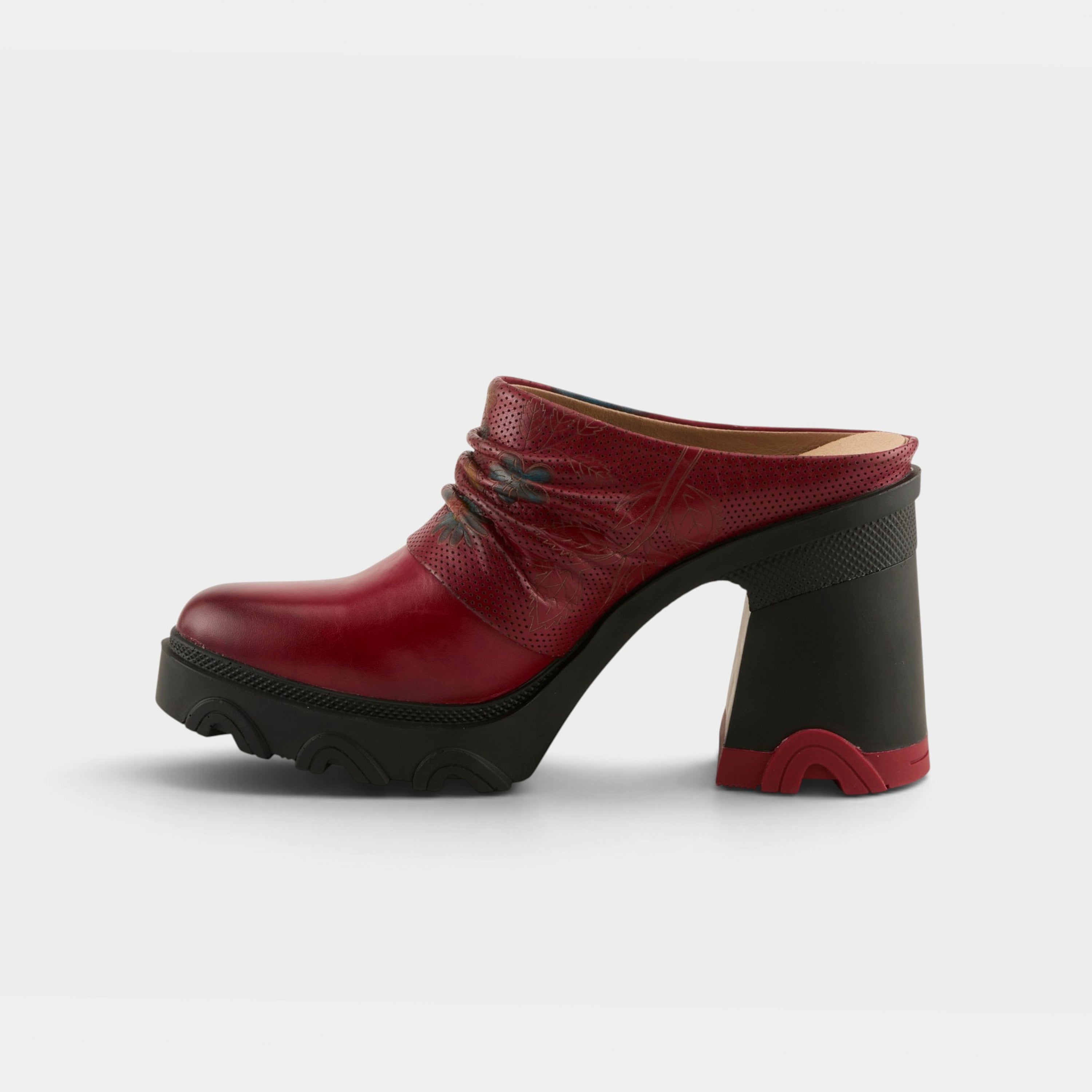 L'Artiste Chemistry shoes in Dark Red Multi, side view