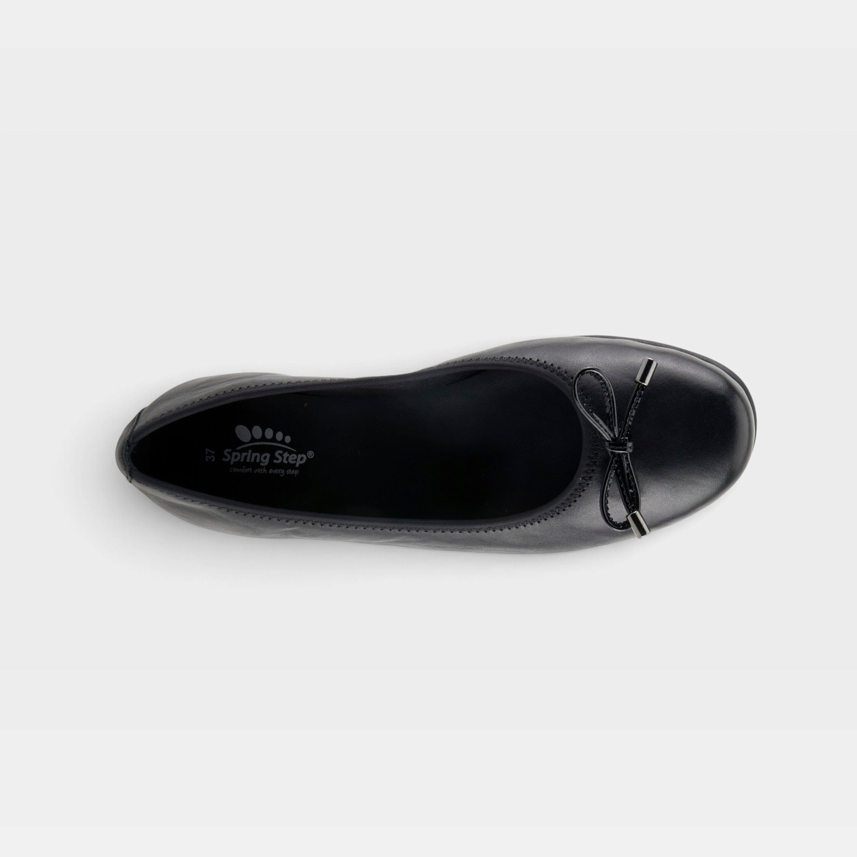 Spring Step Chesser Black Shoe