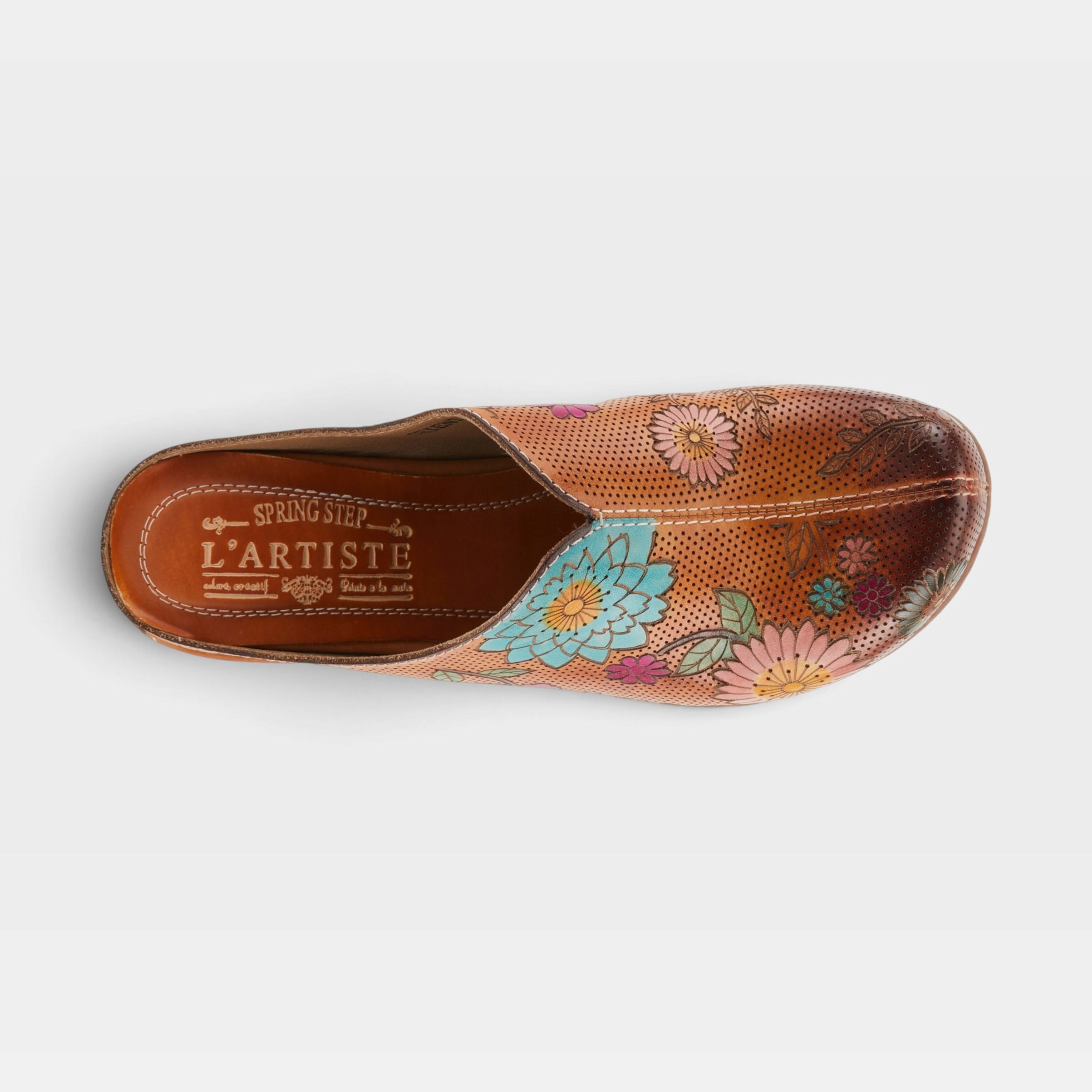 L'Artiste Chienti clogs in Camel Multi, top view