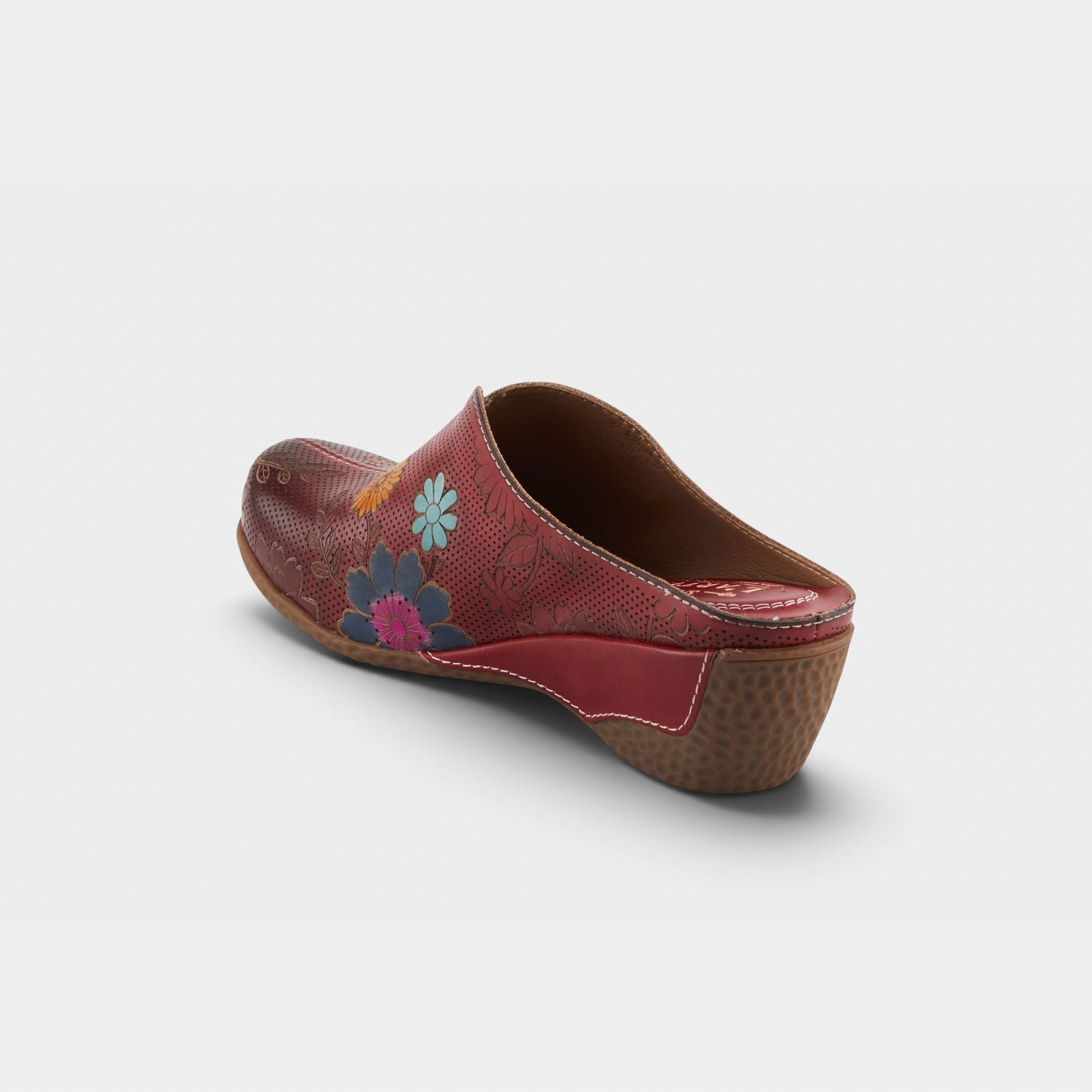L'Artiste Chienti clogs in Red Multi, alternate angle view