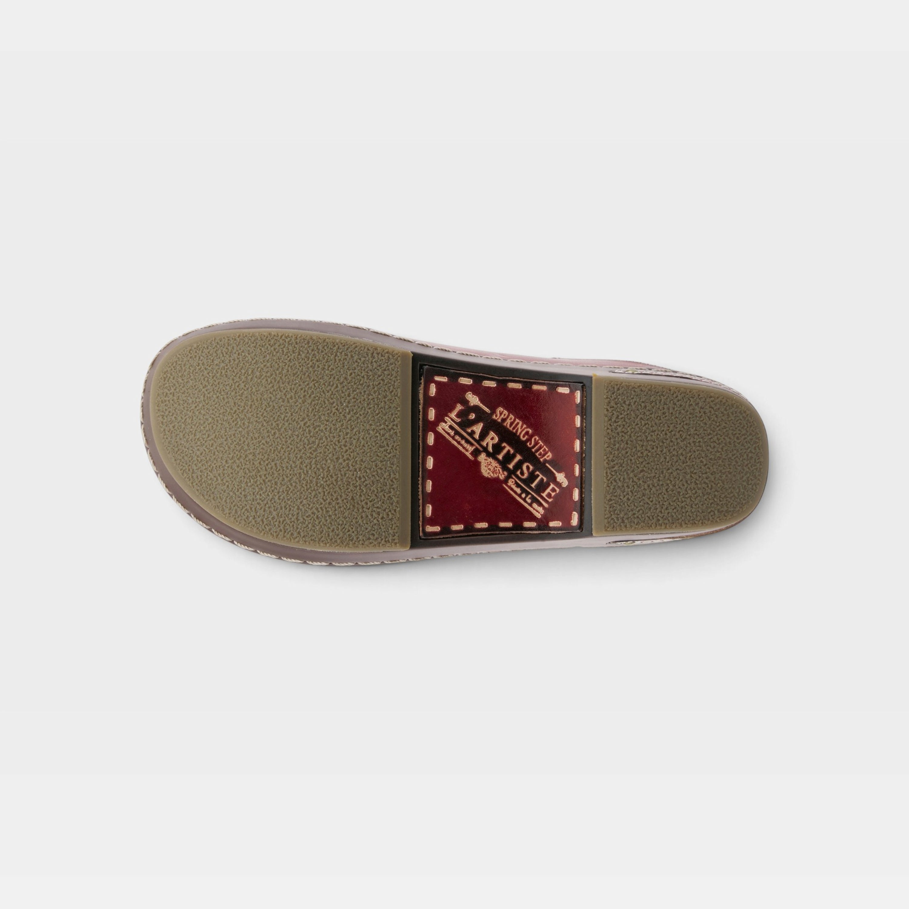 L'Artiste Chino clogs in Red, outsole view