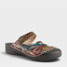 L'Artiste COPA CLOG in BROWN, front view