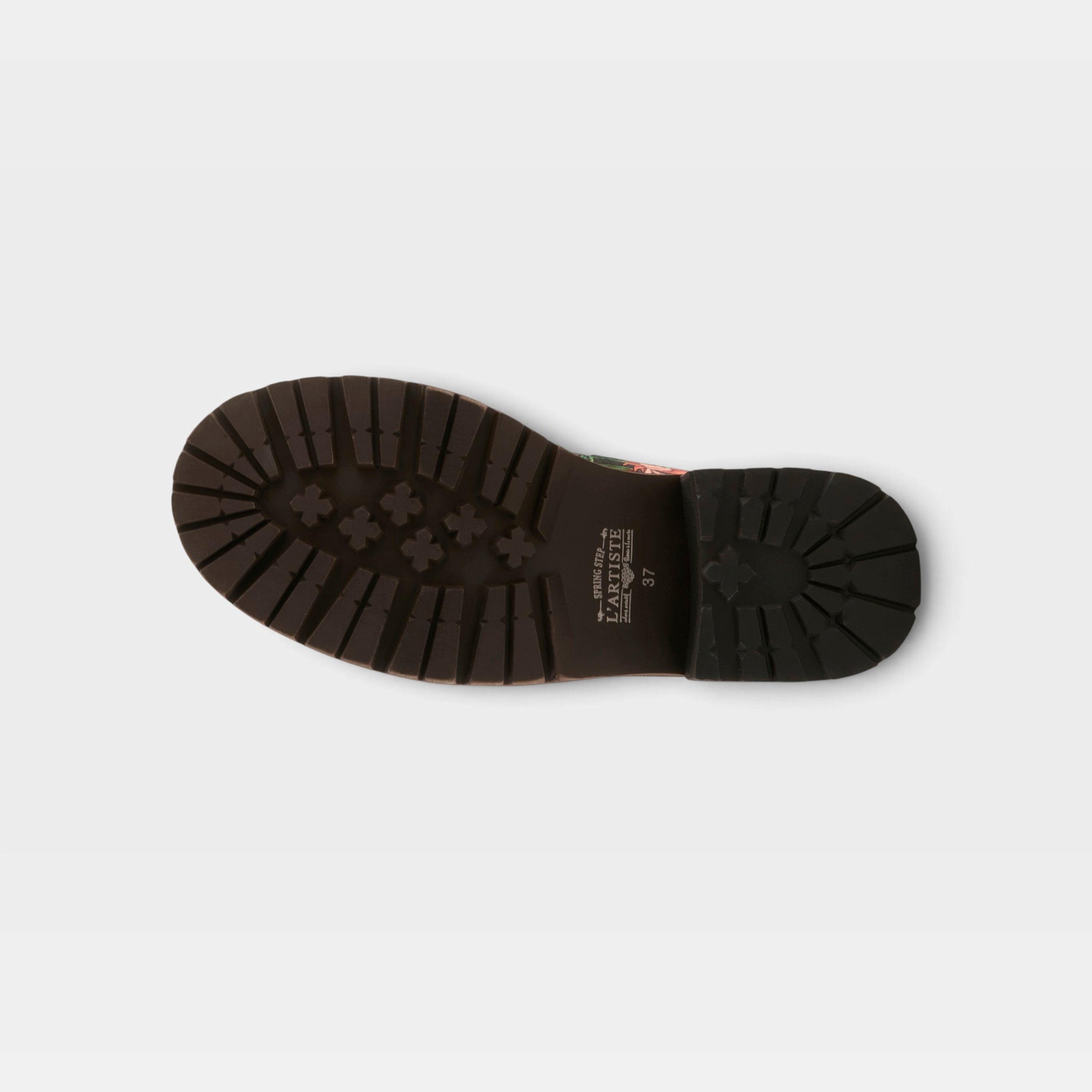 L'Artiste Cordea boots in Camel Multi, outsole view