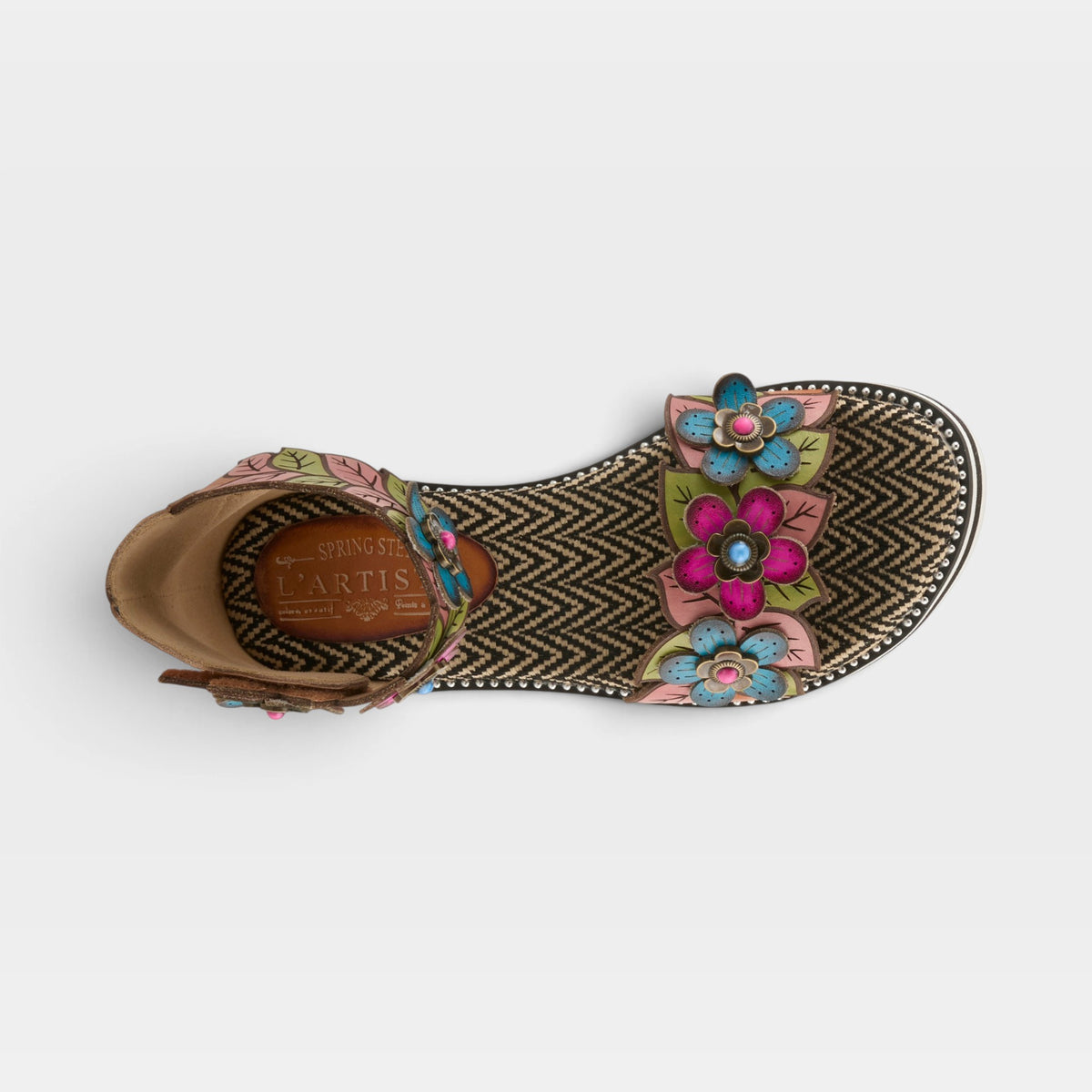 L'Artiste Cruzer sandals in Camel Multi, top view