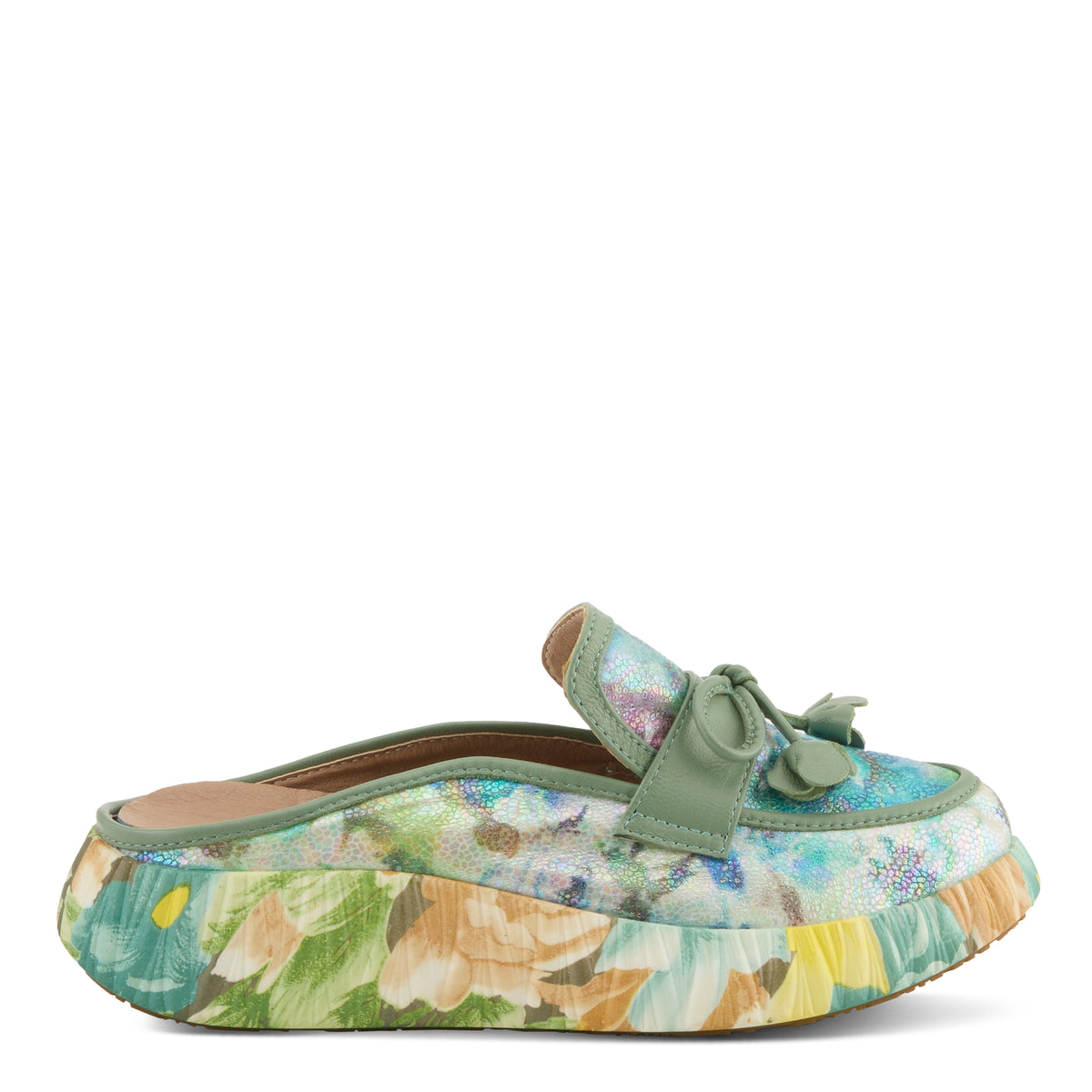 L'Artiste L'ARTISTE CUDDLES SHOES shoe in mint green multi with handcrafted leather design
