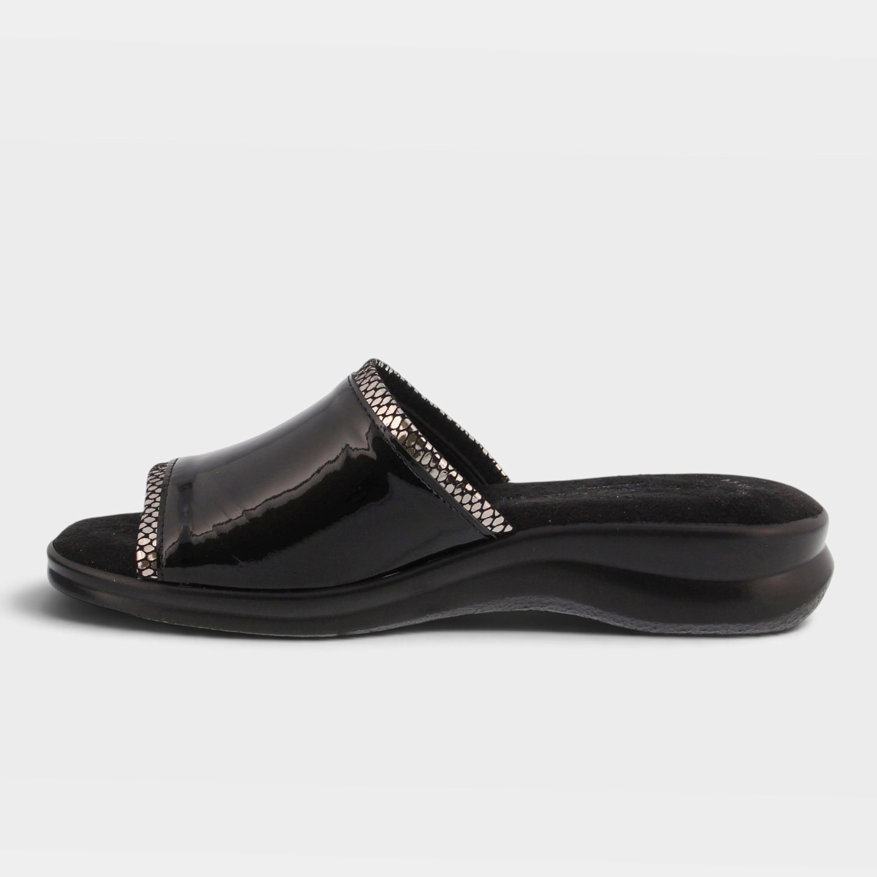 Flexus Cumbia Black Patent Sandal