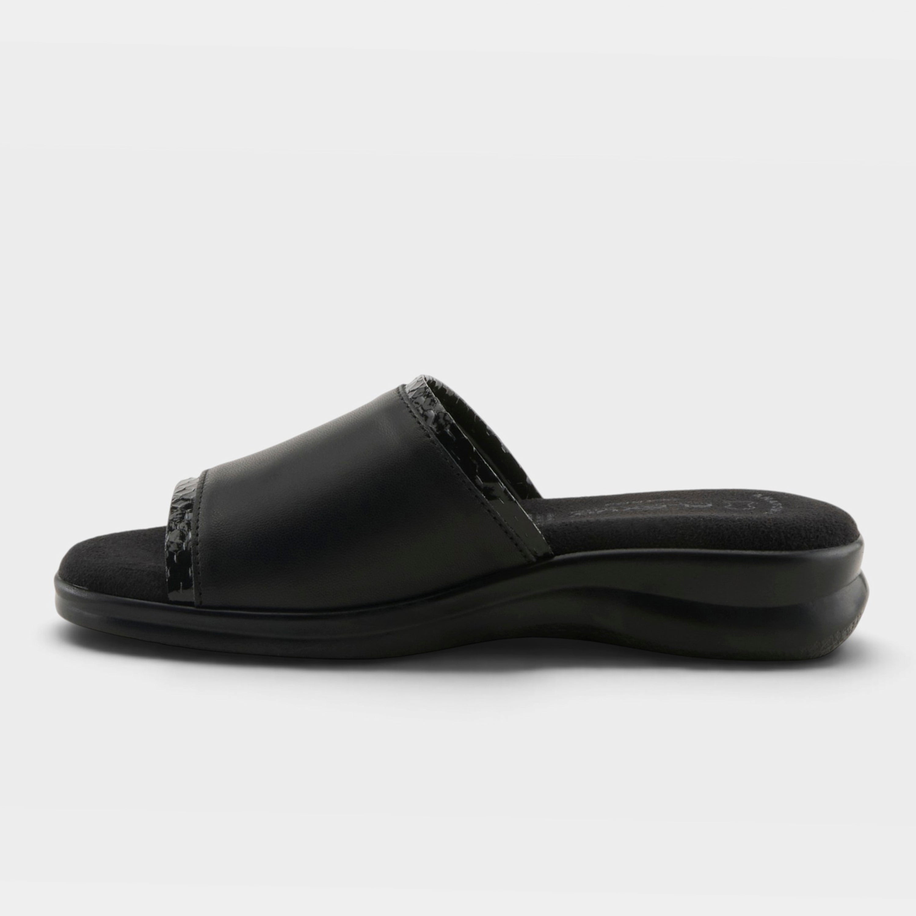 Flexus Cumbia Black Leather Sandal