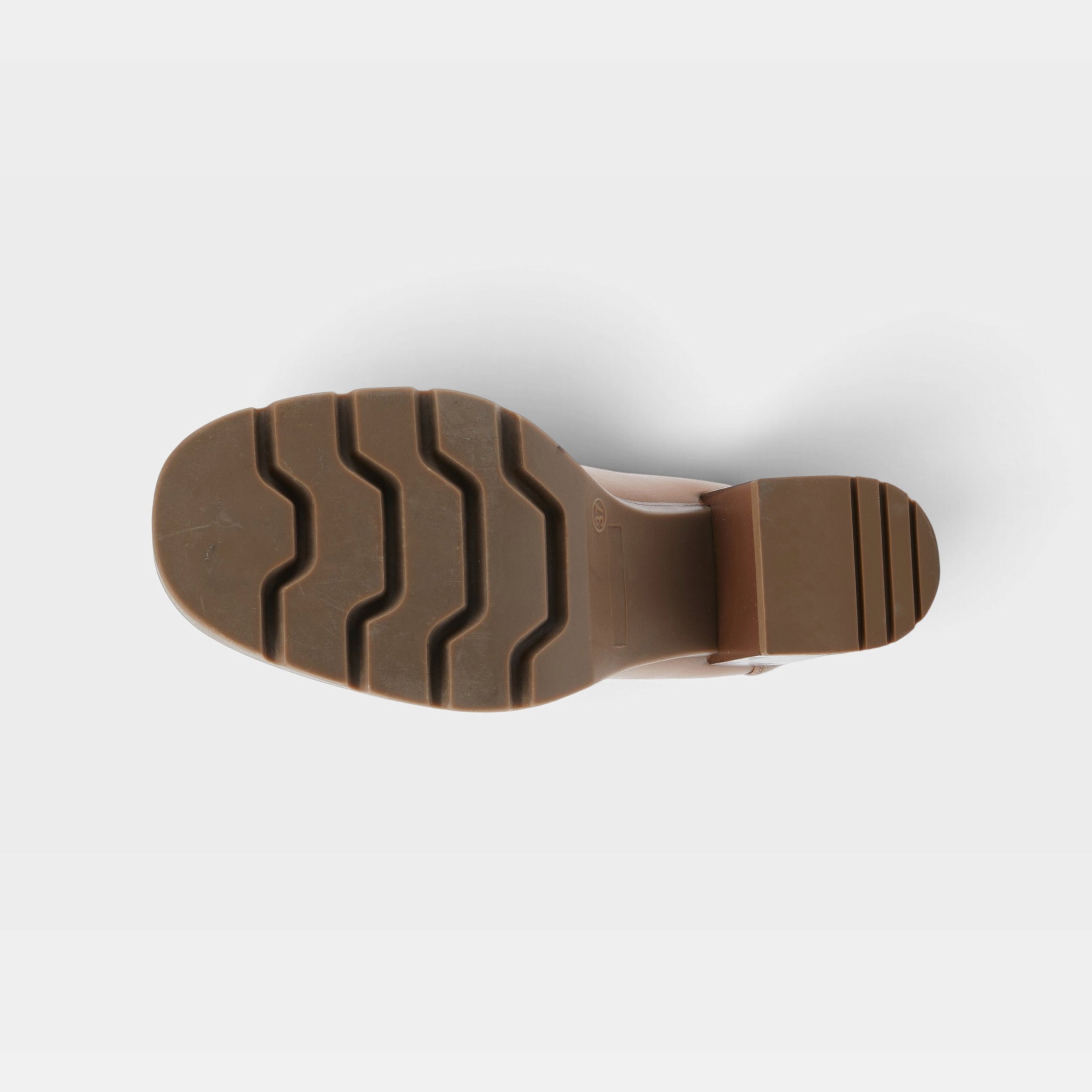 Patrizia Dajah Tan Shoe