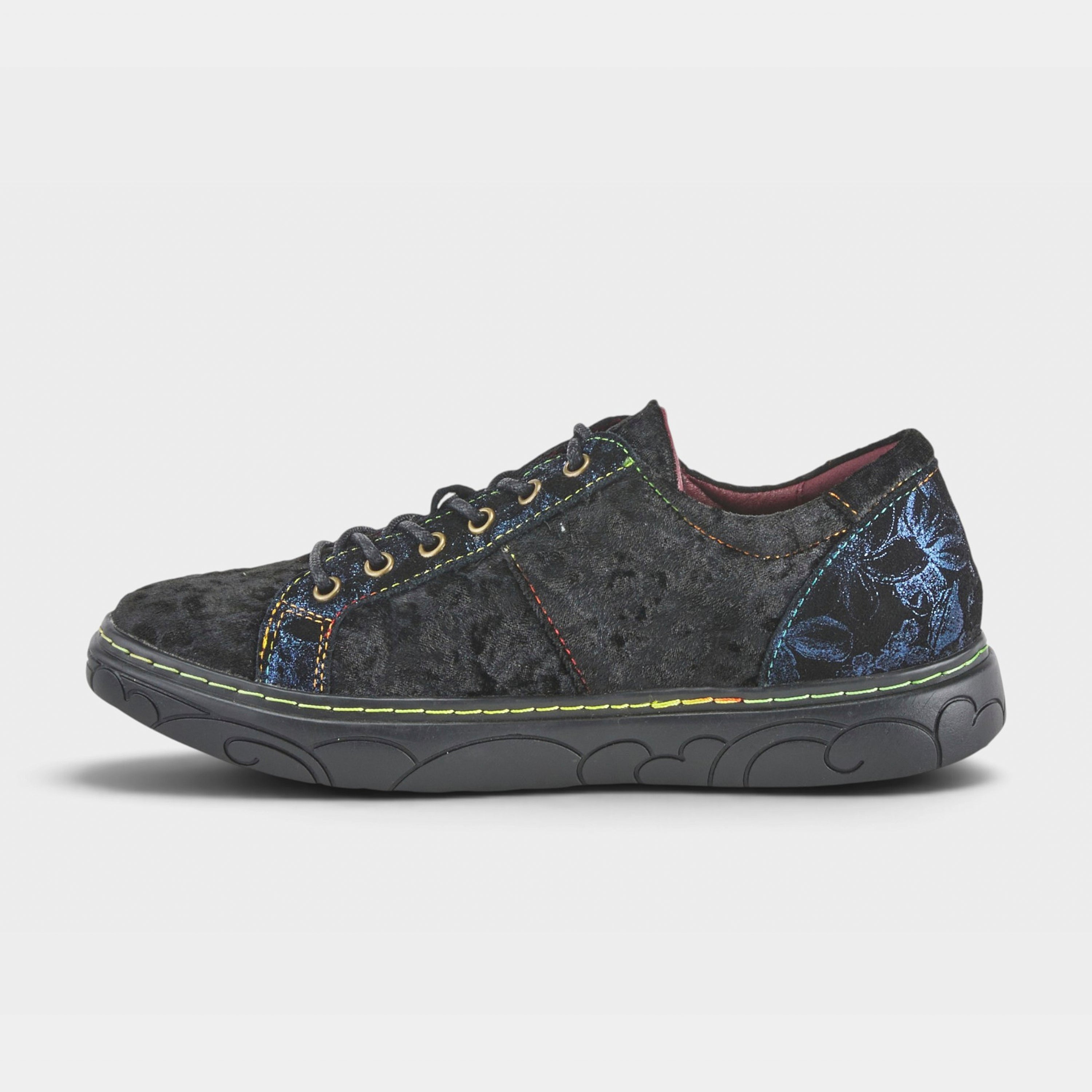 L'Artiste Danli-Cheeta sneakers in Navy Multi, side view