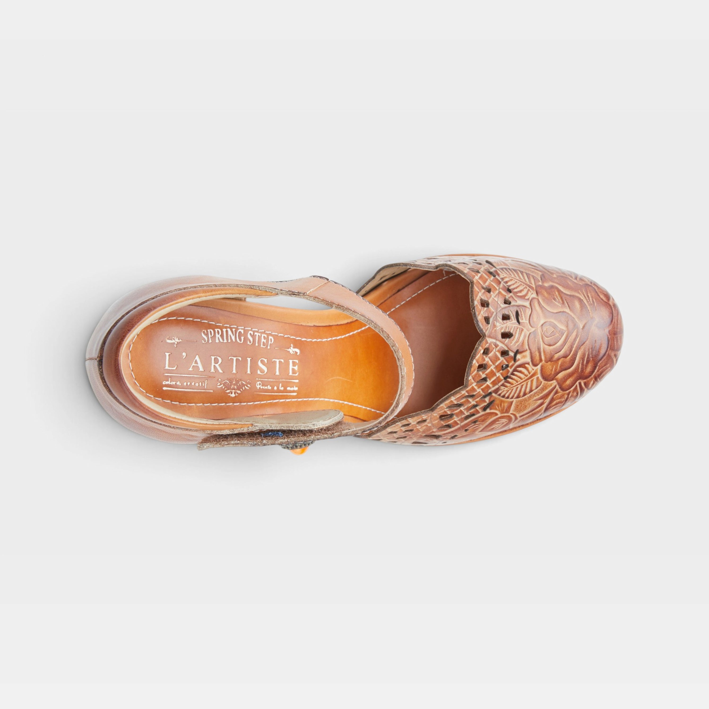 L'Artiste Debbihary Mary Jane shoes in Camel Multi, top view