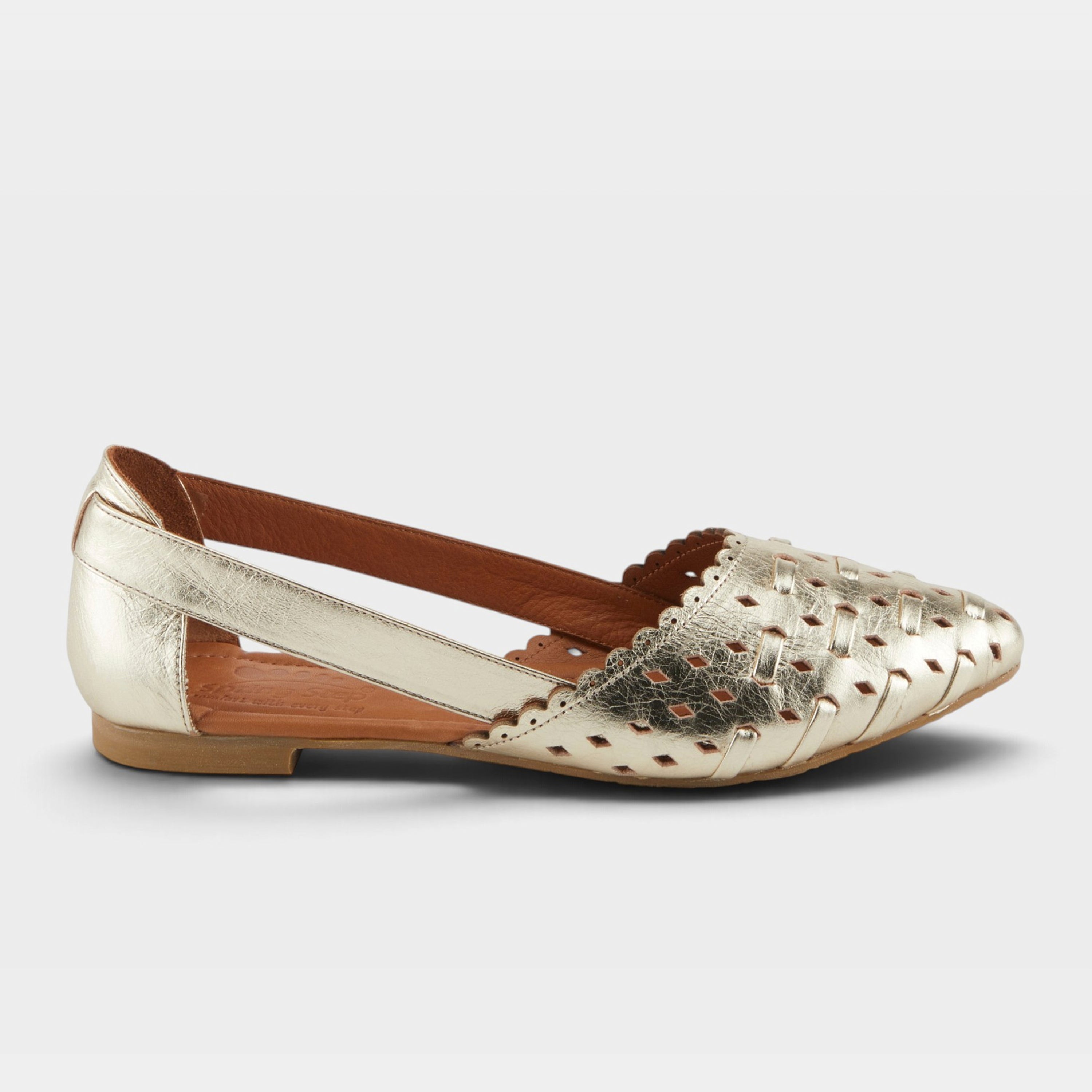 Spring Step Delorse Gold Shoe