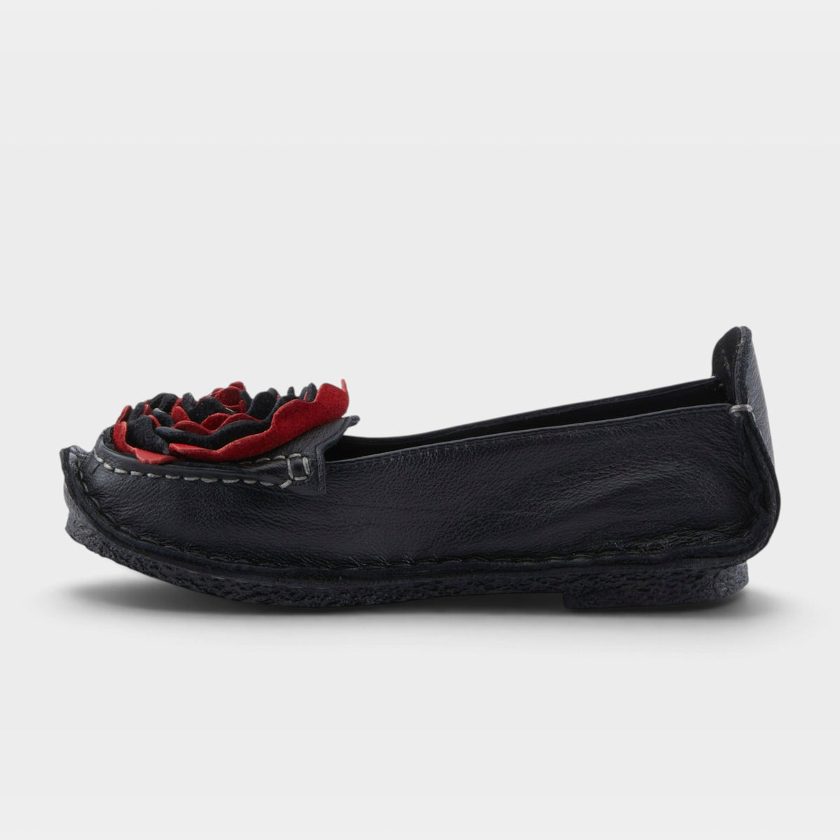 L'Artiste Dezi slip-on shoes in Black Multi, side view