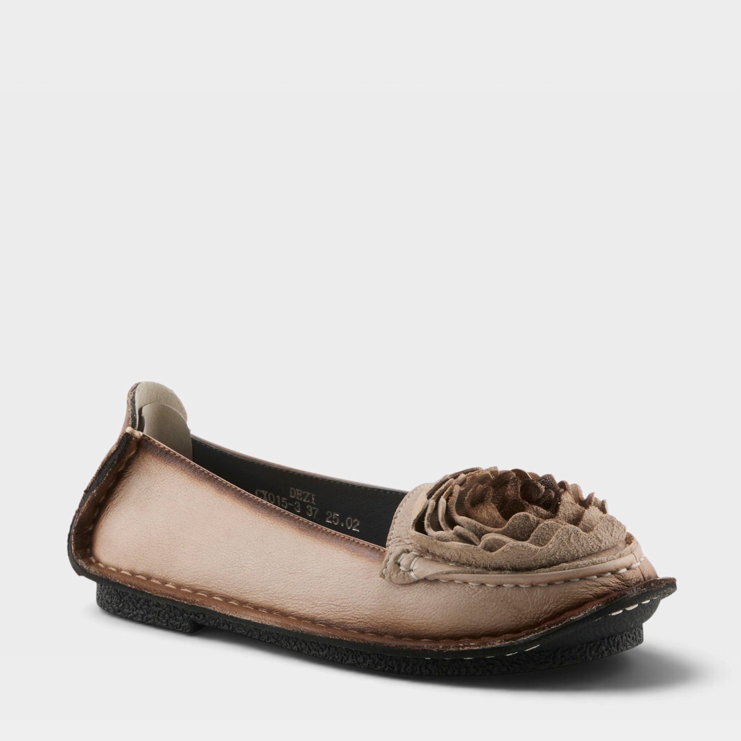 L'Artiste Dezi Shoes in NATURAL, front view