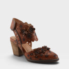 L'Artiste DISTINCTION SHOOTIE in CAMEL, front view
